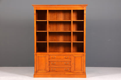 Traumhaftes Original Selva Bücherregal Antik Stil massiv Holz Regal Schrank Bibliothek