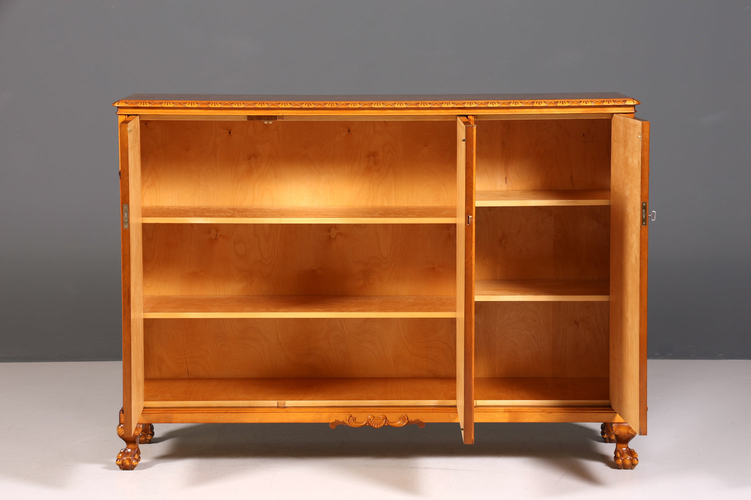 Traumhaftes Chippendale Schrank Barock Stil Highboard Antik 50s 60s Kommode