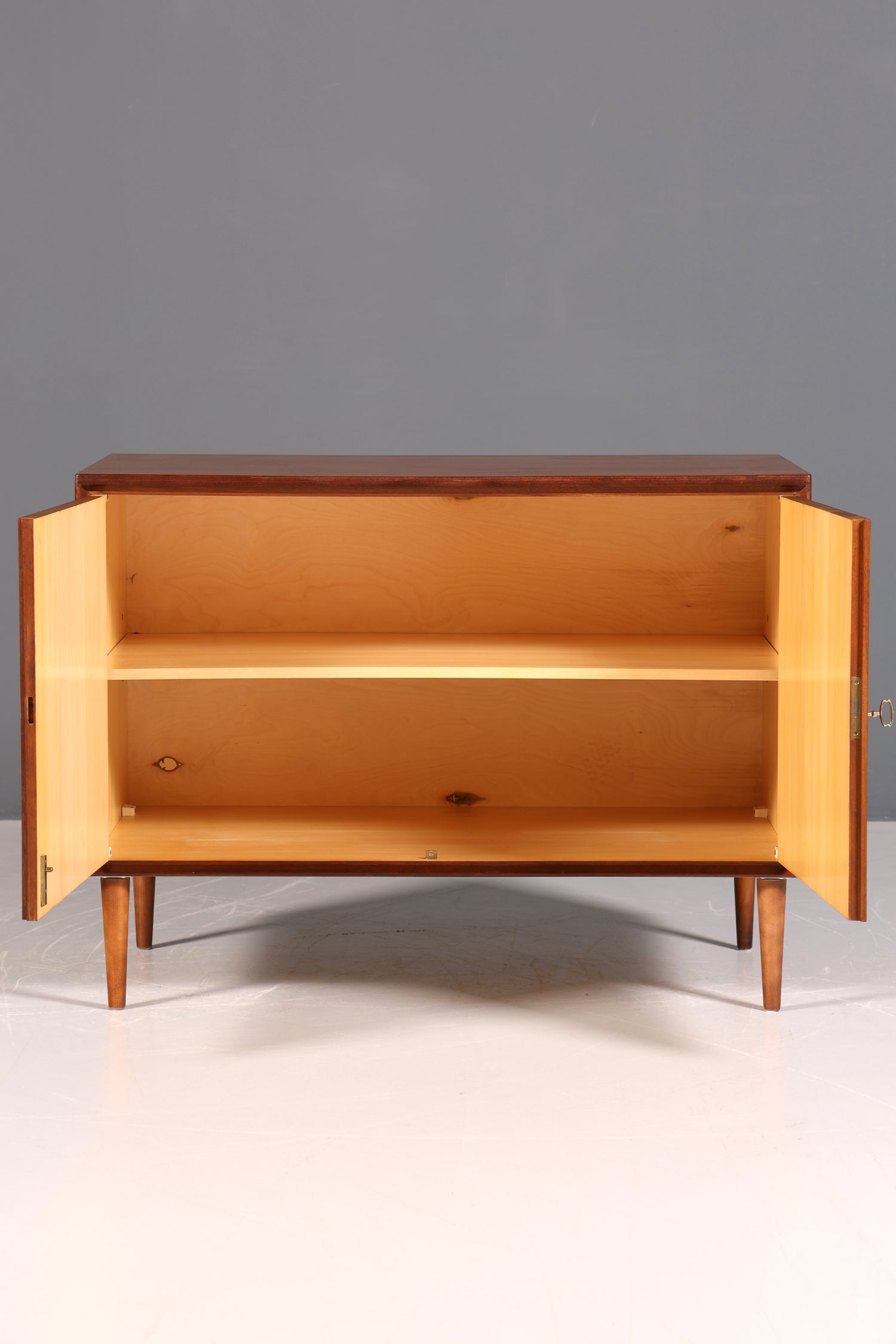 Wunderschöne Mid Century Kommode Vintage Schrank Retro Flur Kommode 60s Sideboard 1 von 2