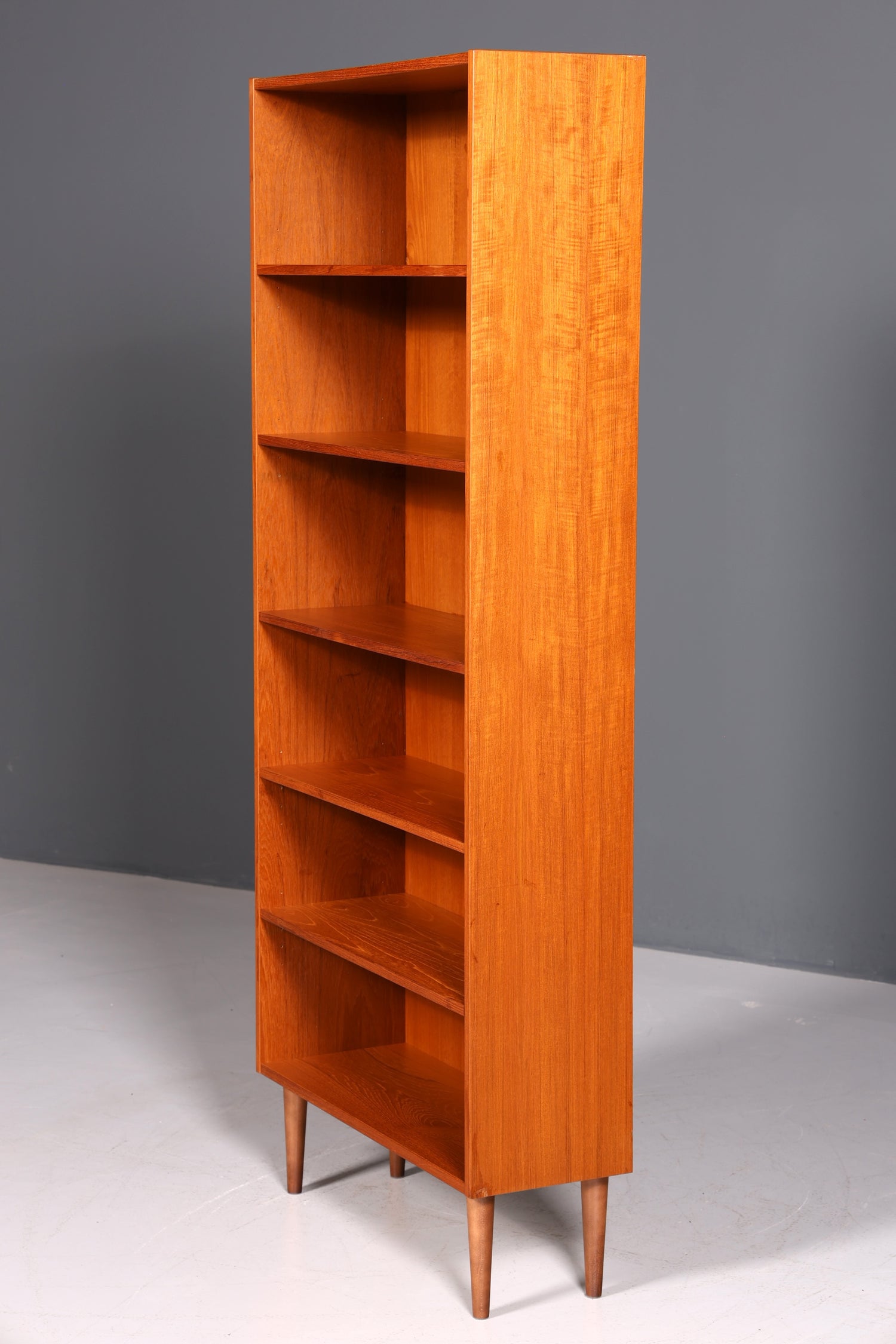 Wunderschönes Mid Century Regal Vintage made by Domino Møbler Bücherregal Danish Schrank Retro Bookshelf