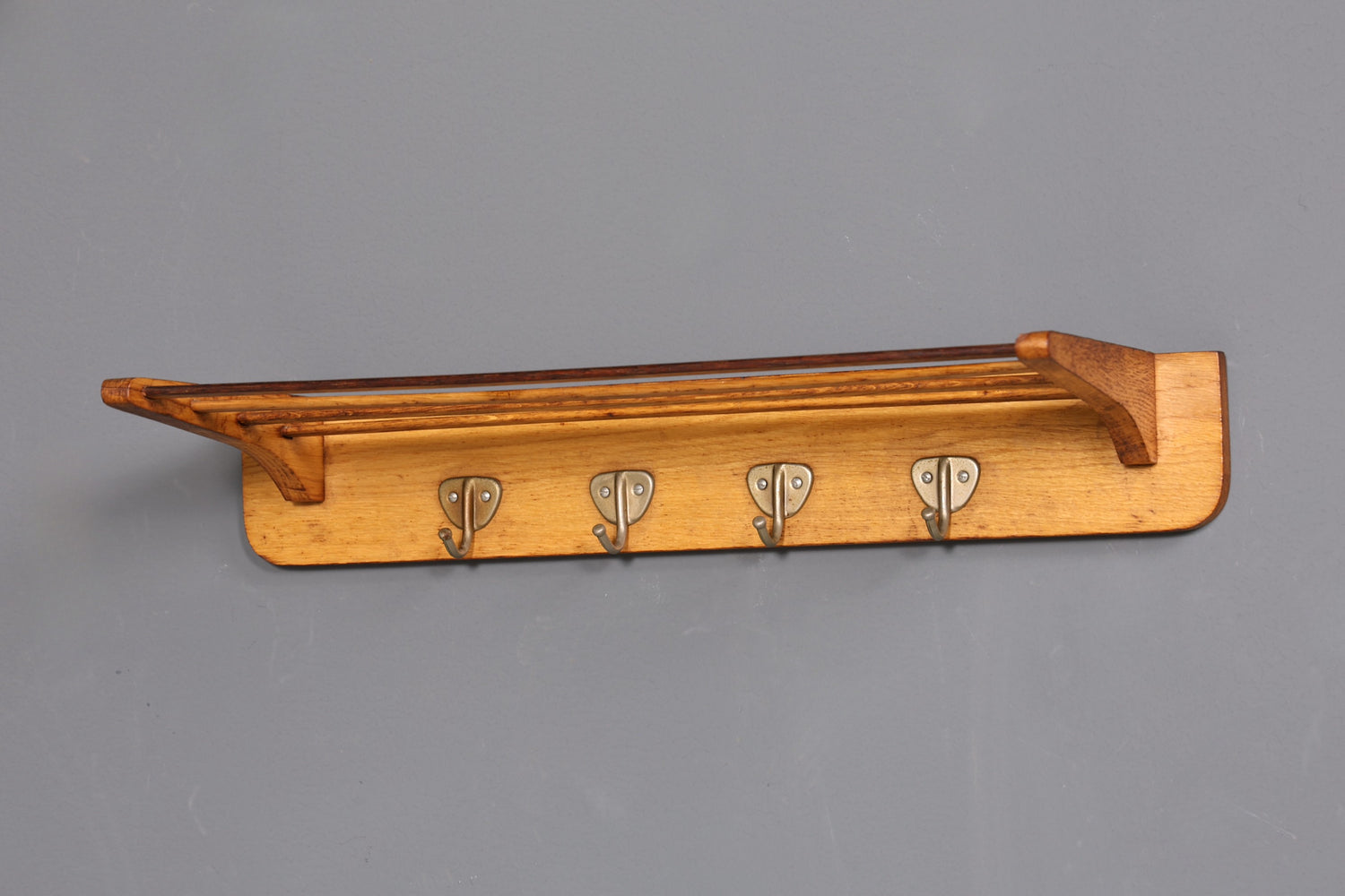Wunderschöne Mid Century Garderobe Retro Hutablage Vintage Hakenleiste 60s Hakenleiste