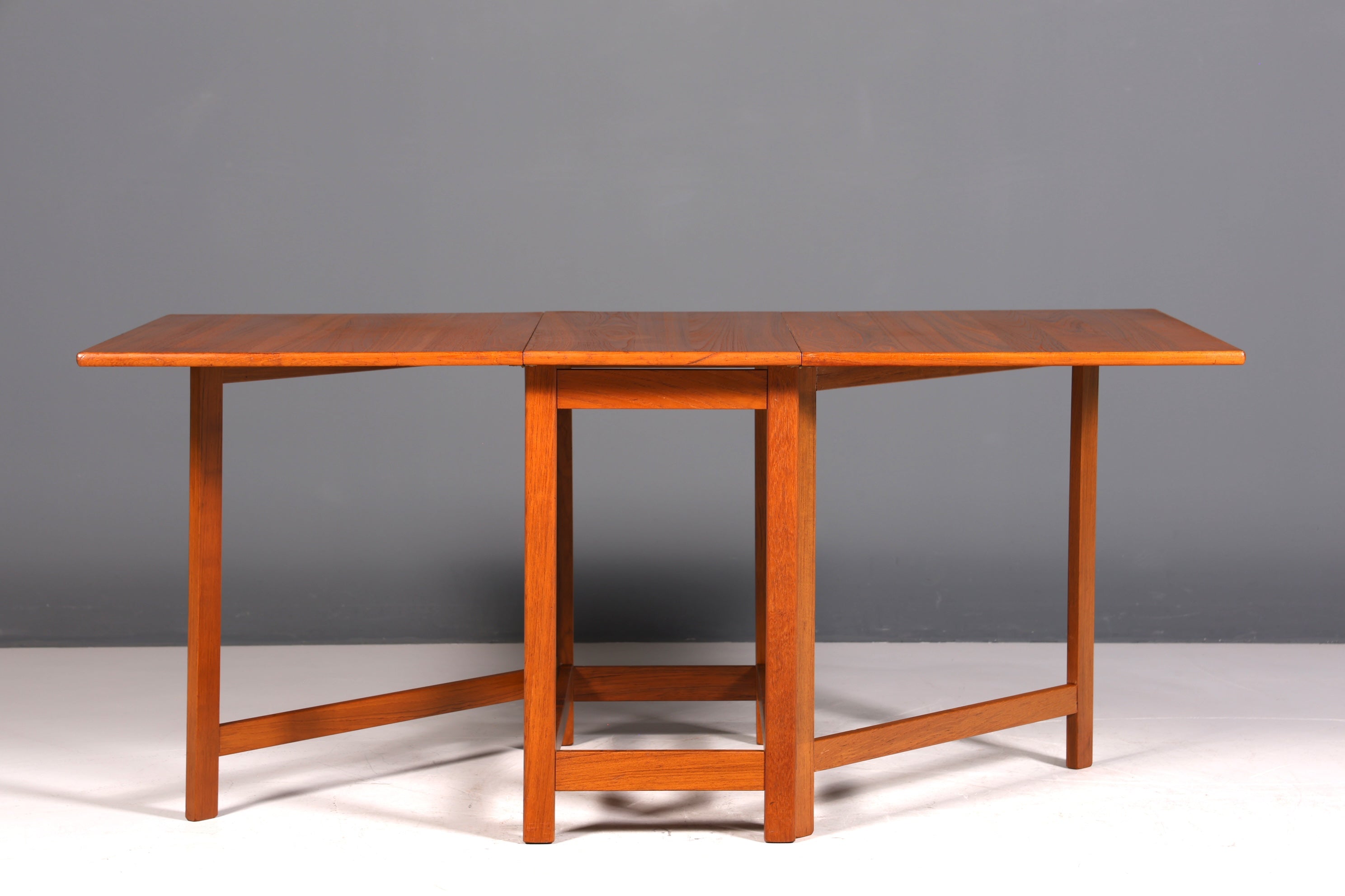 Traumhafter Mid Century Esstisch ausziehbarer Danish Design Teak Holz Tisch von Brdr. Furbo Küchentisch