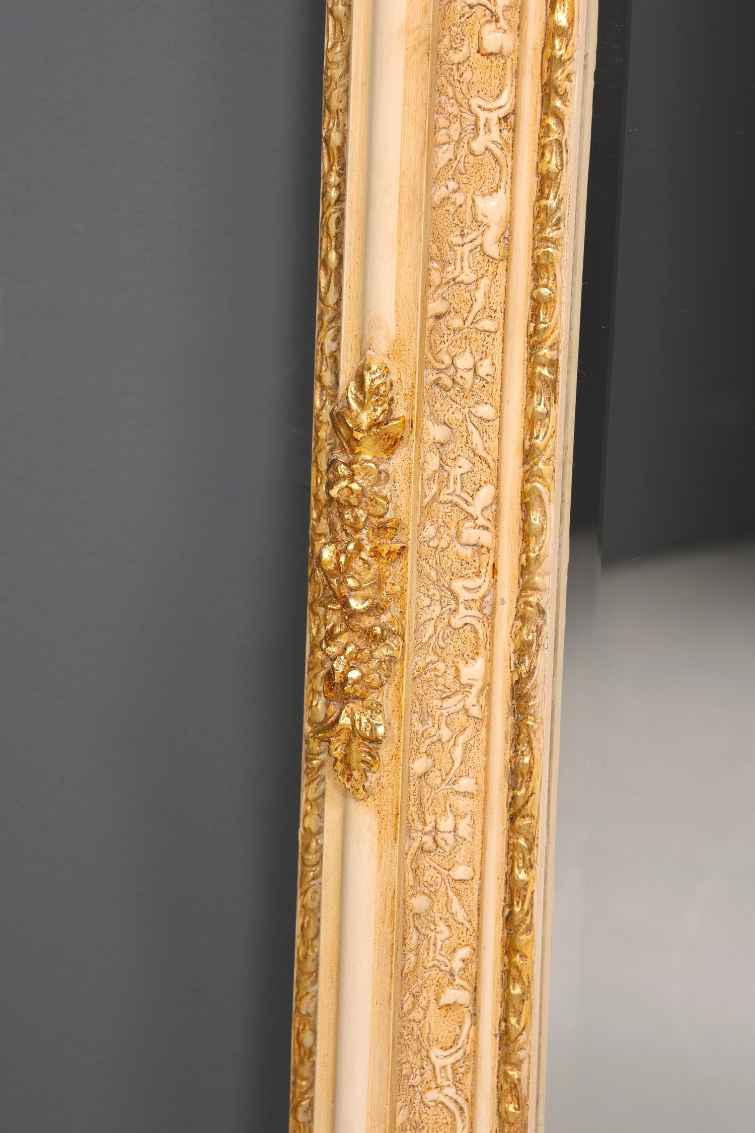 Stilvoller Prunk Barock Stil Standspiegel Antik Stil Gold Creme Ornament Flurspiegel Spiegel Wandspiegel