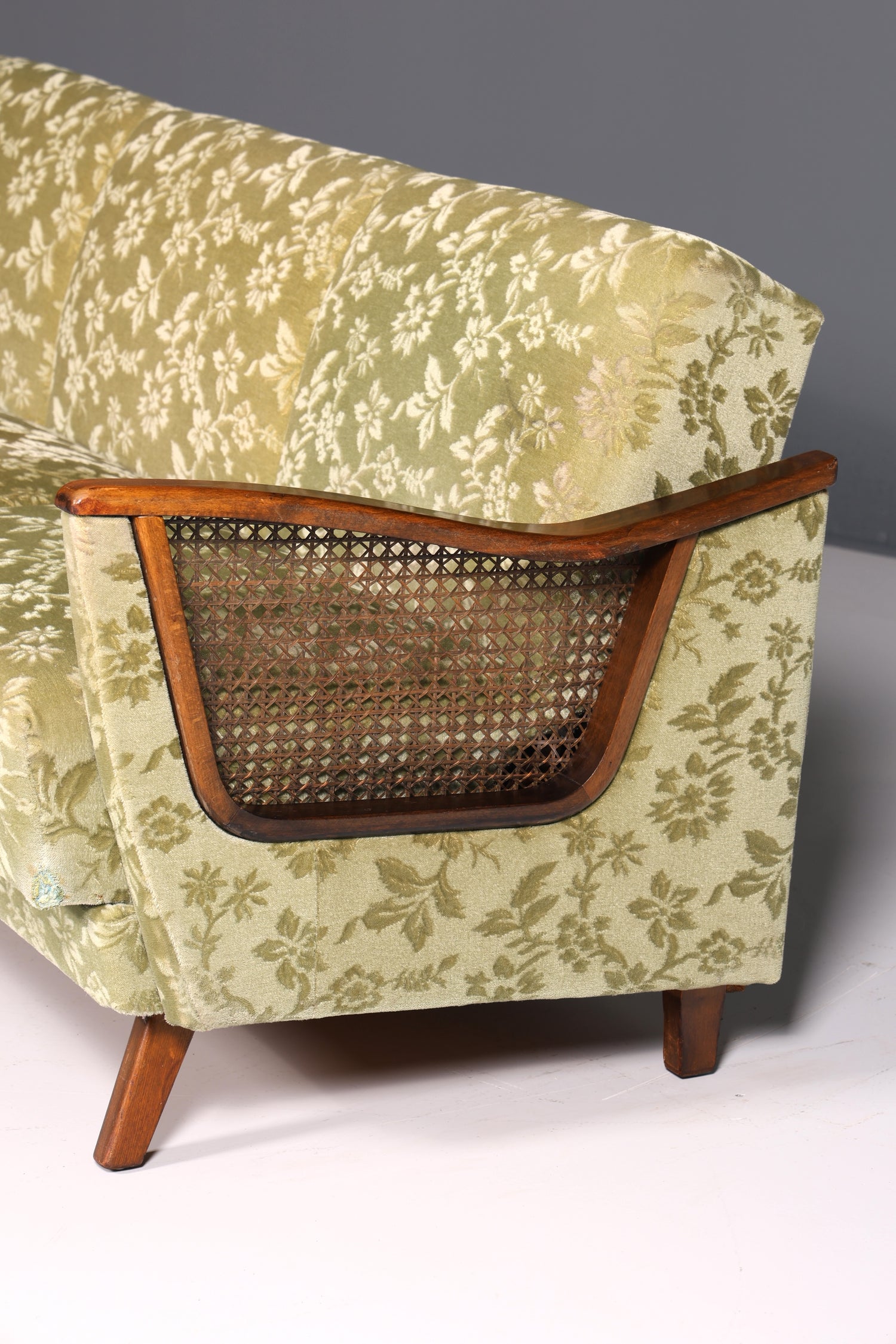 Wunderschönes Chippendale Sofa Barock Stil Wiener Geflecht Schlafsofa 3-Sitzer Couch Gästebett