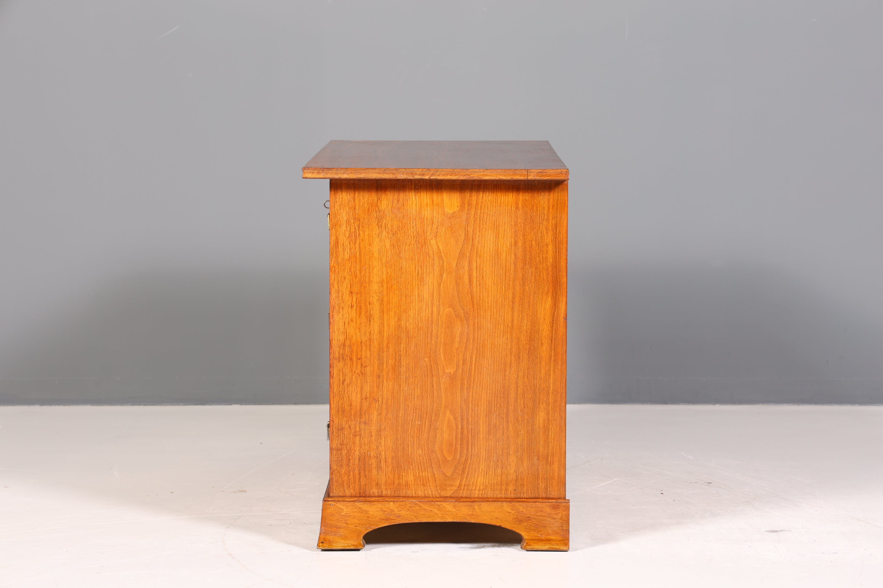 Traumhaftes Jugendstil Sideboard Antik Eiche Kredenz Schrank Buffet Anrichte Schubladenkommode