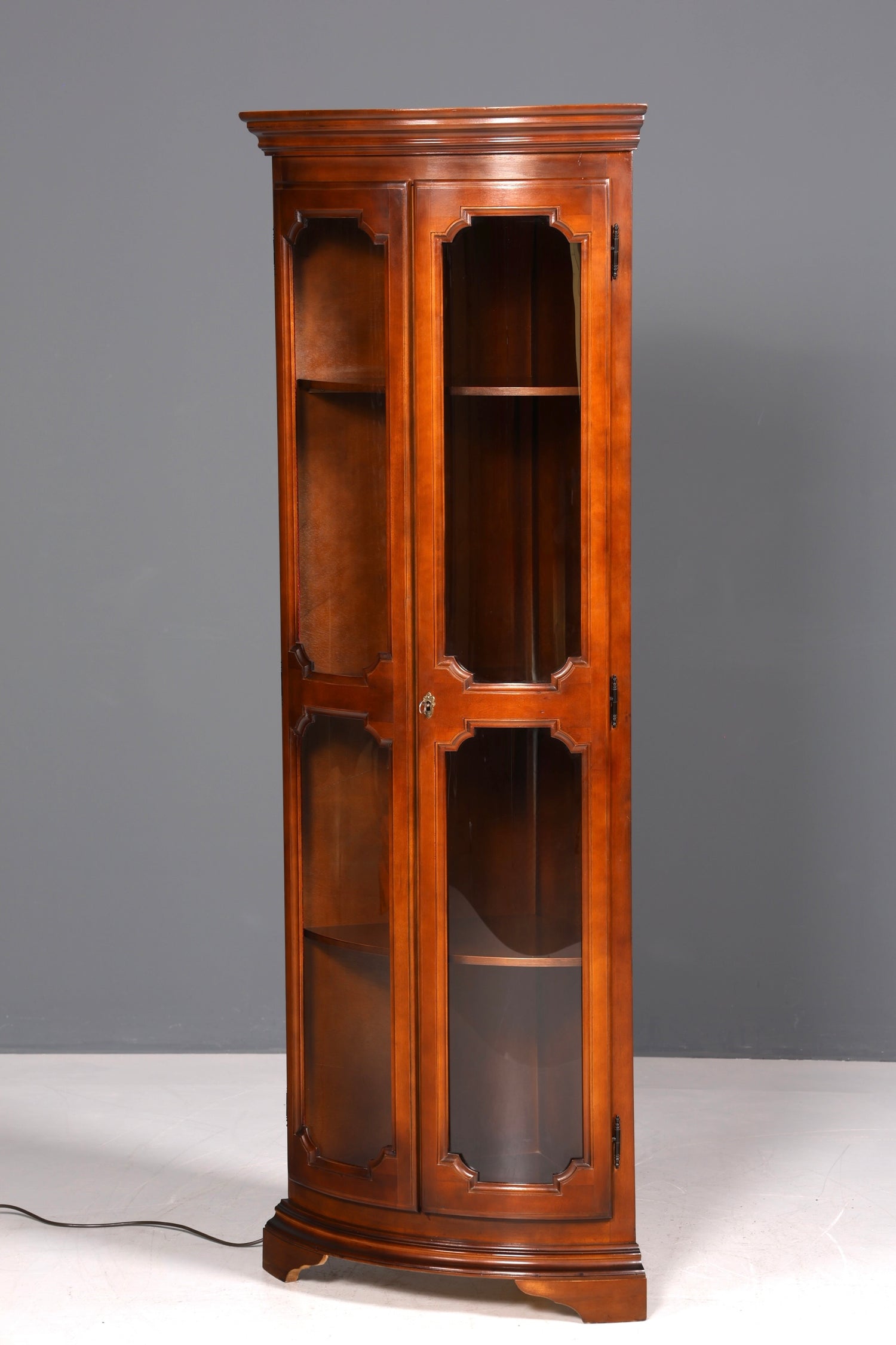 Traumhafte Selva Eckvitrine Antik Stil Vitrine Schrank Geschirrschrank Regal Eckregal