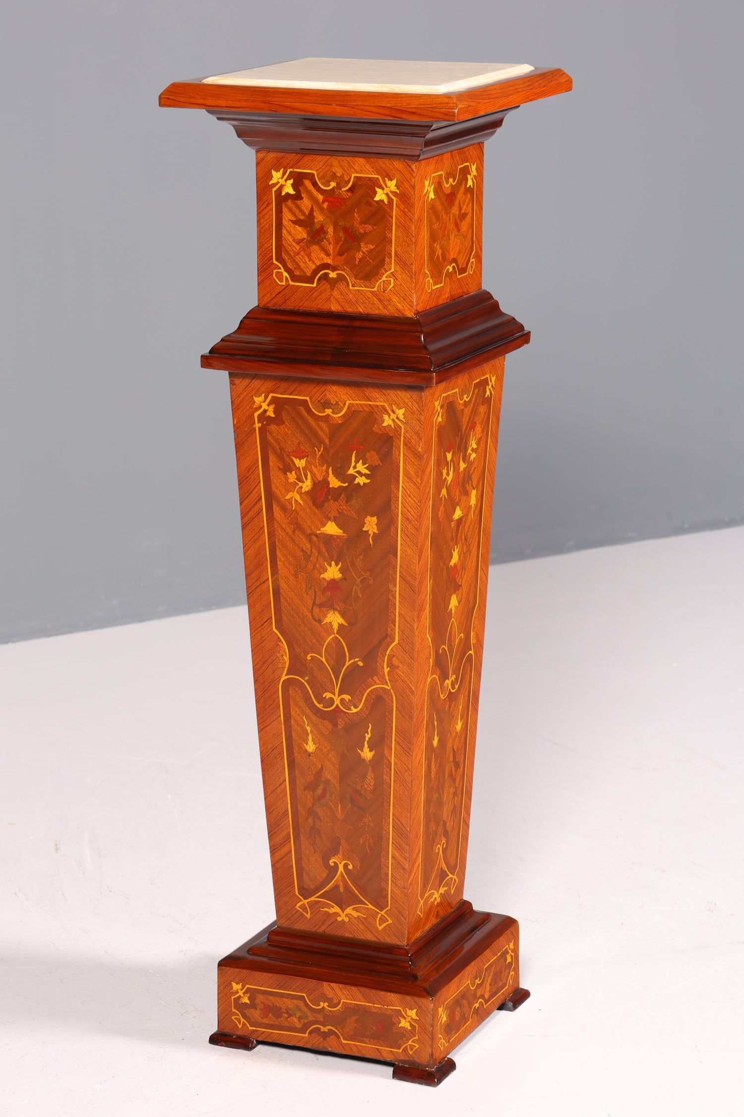 Traumhafte Barock Stil Säule Louis XV Blumensäule Naturstein Marmor Ablage Tisch