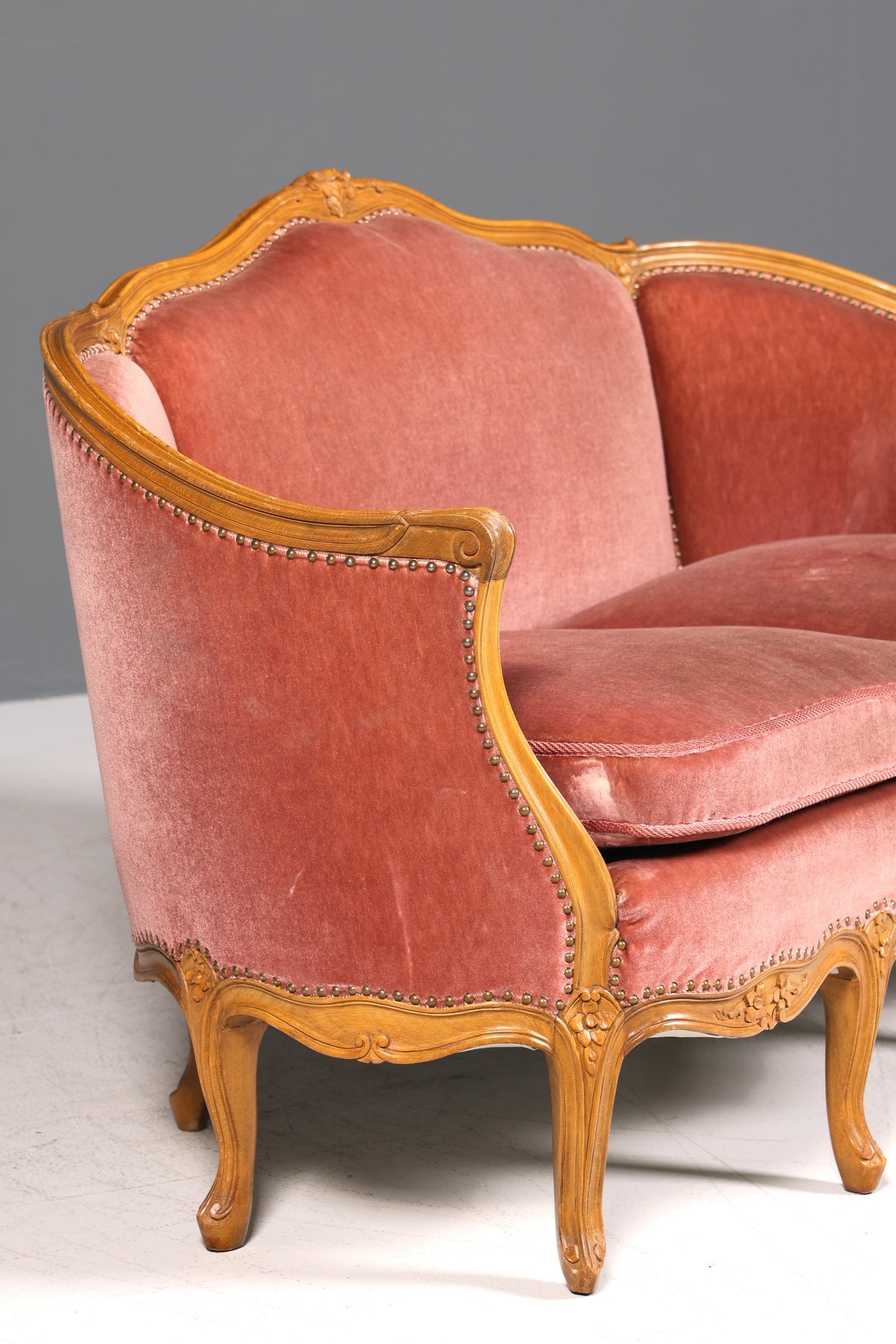 Wunderschönes Chippendale Sofa Barock Stil Couch Samt Stoff 2 Sitzer Canapé