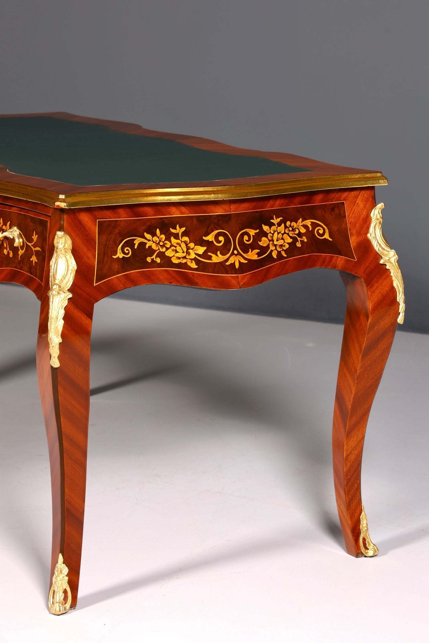 Prächtiger Louis XV Stil Schreibtisch French Desk Antik Stil Bürotisch Office Table