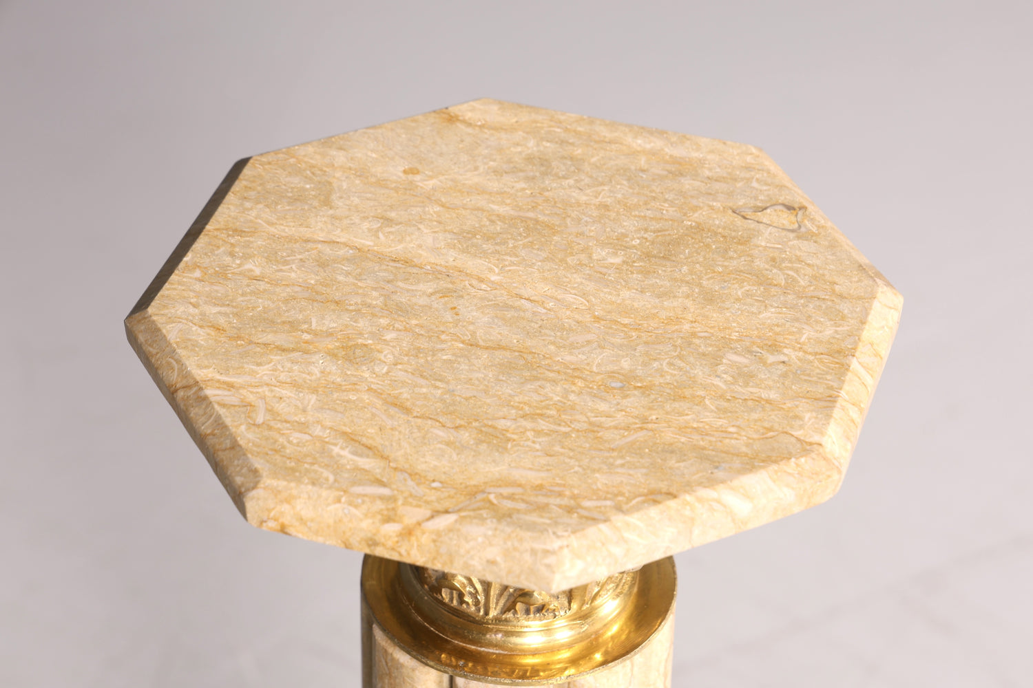 Wunderschöne Barock Stil Säule Louis XV Marmor Blumensäule Naturstein Beige Sockel Ablage 1 von 2