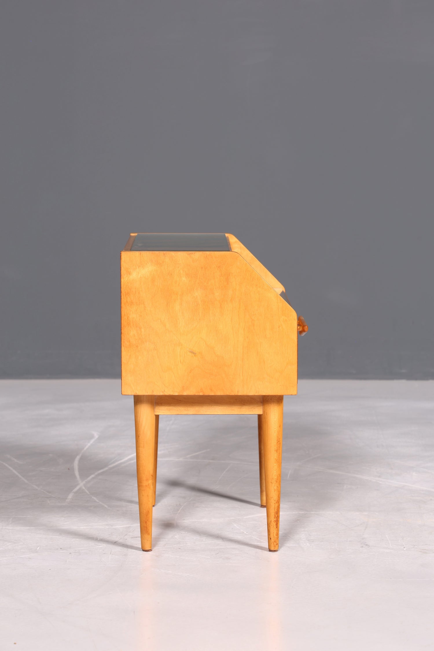 Schlichte Hellerau Kommode Mid Century Nachttisch echt Holz Beistelltisch VEB Möbel 2 von 2