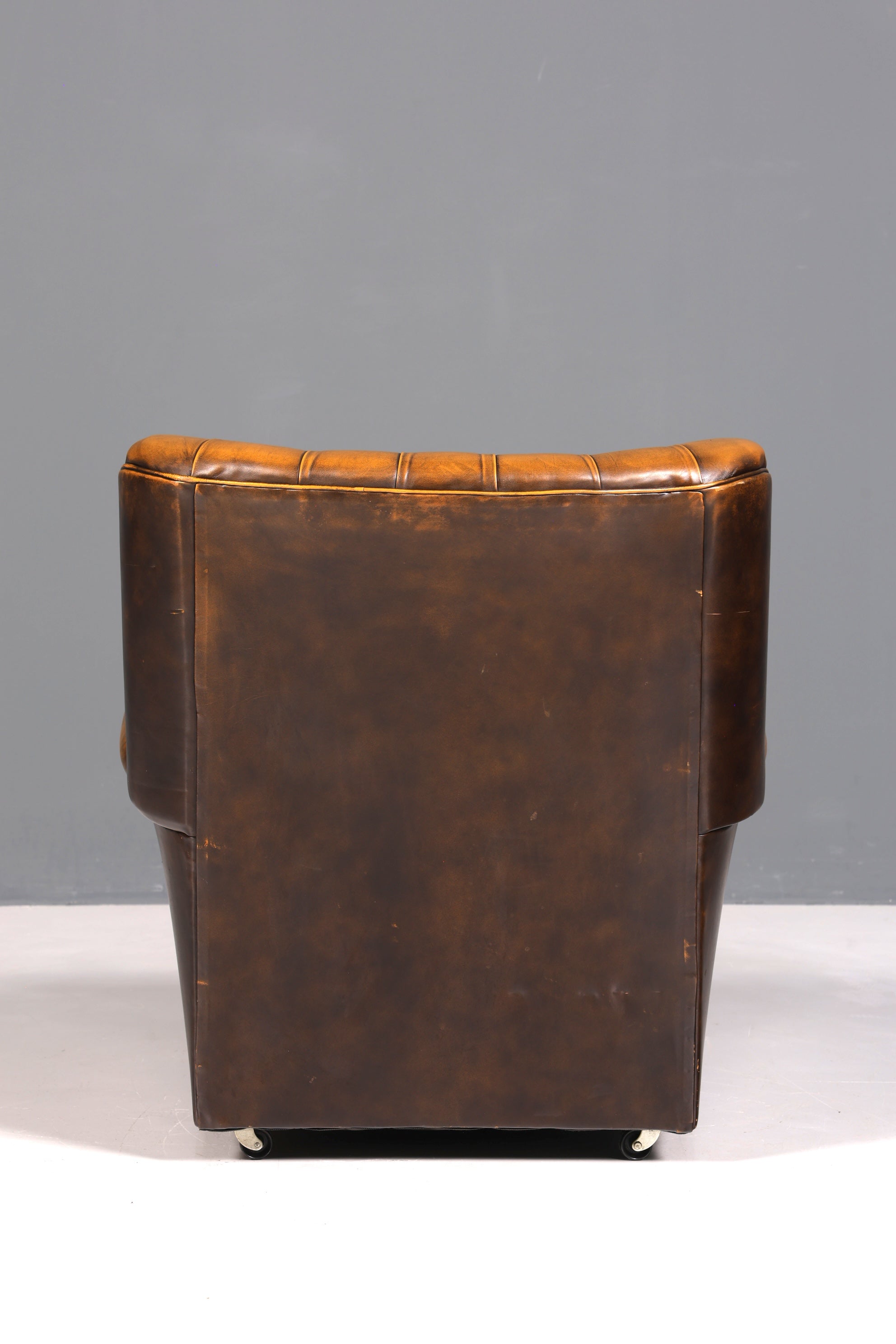 Stilvoller Original Chesterfield Sessel Englischer Armlehnsessel Englisch Herrensessel 2 von 2