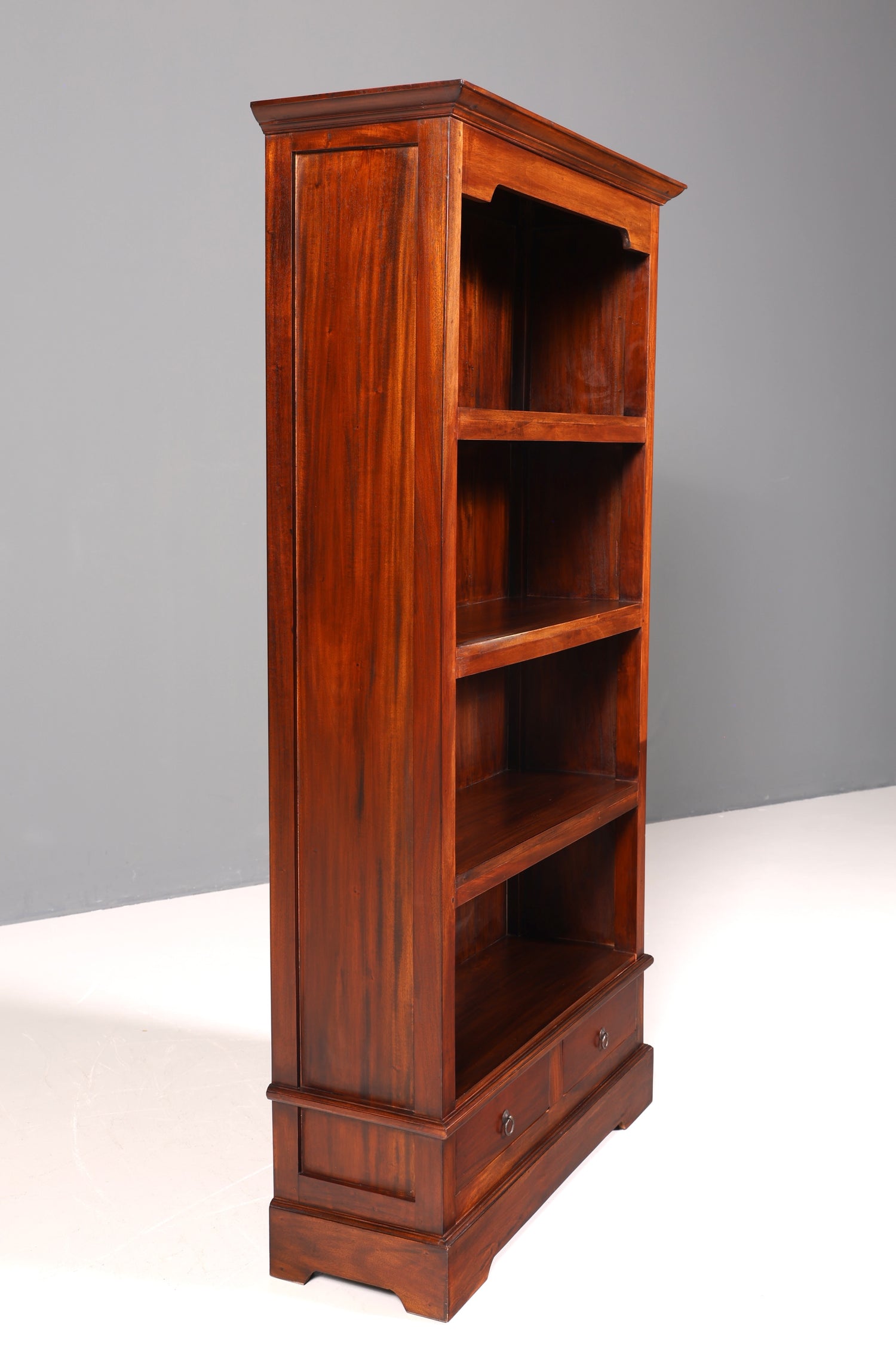 Traumhaftes Regal im Kolonial Stil Schrank Englisch Antik Stil Bücherregal Bibliothek Bookshelf 1 von 3