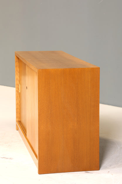 Wunderschöne Mid Century Kommode Vintage Schiebetür WB Schrank 60er Jahre 1 von 4