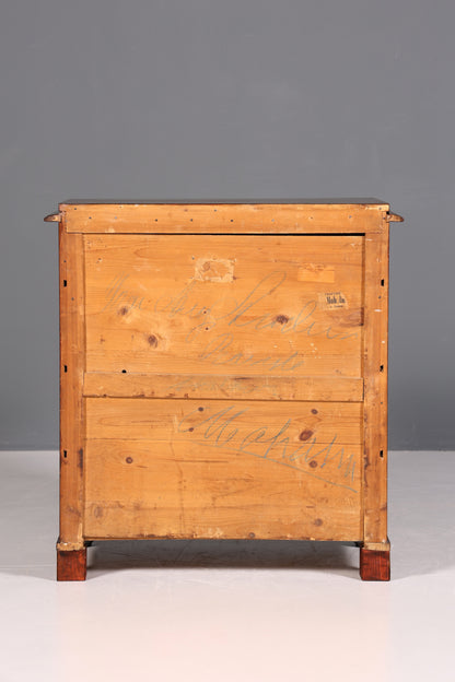 Wunderschöne Gründerzeit Kommode Louis Philippe Nussbaum Schubladenkommode um 1880