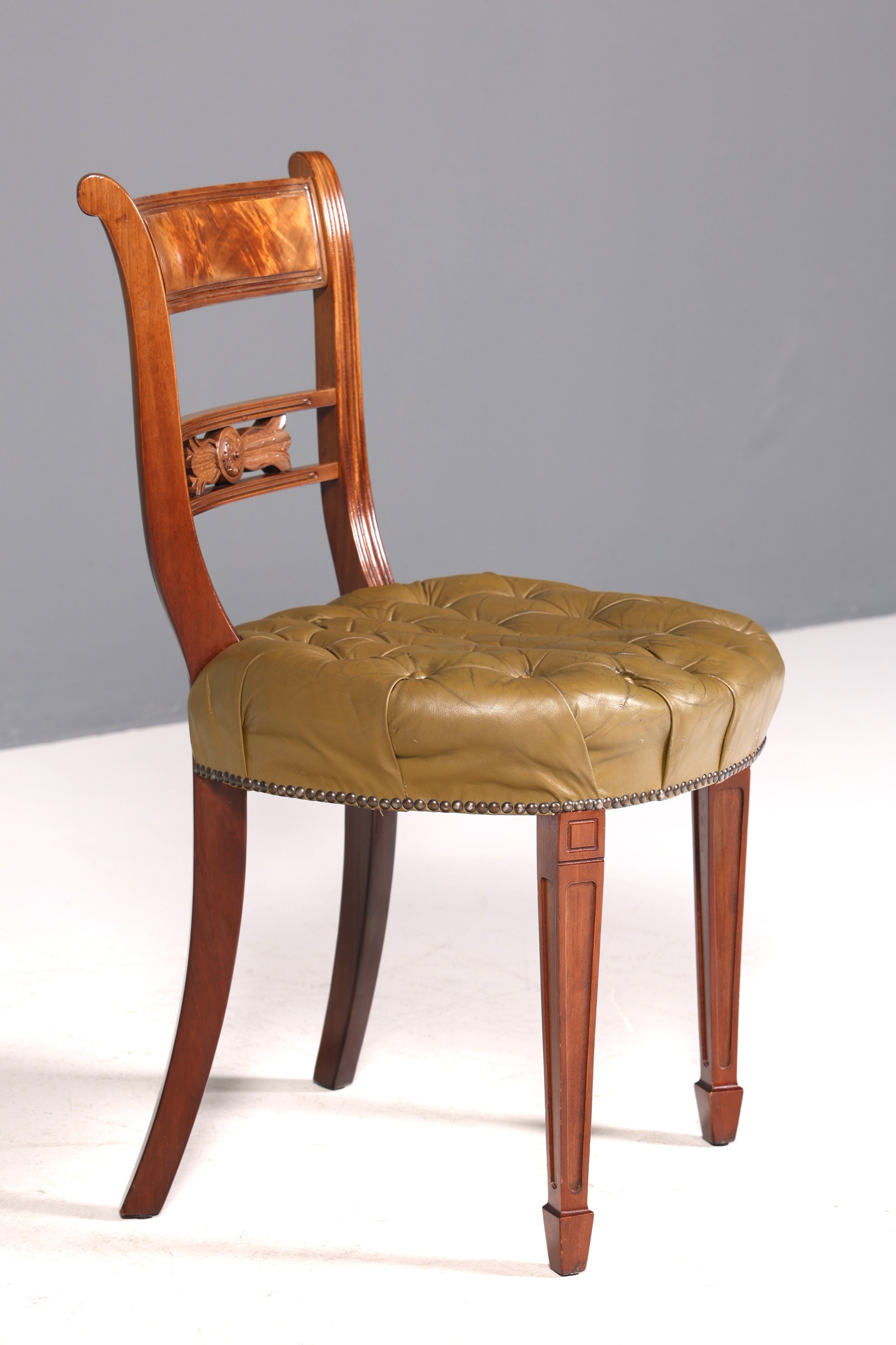 Wunderschöner Chesterfield Stuhl Anno Dom Sekretär Stuhl Englisch echt Leder Küchenstuhl 3 von 4