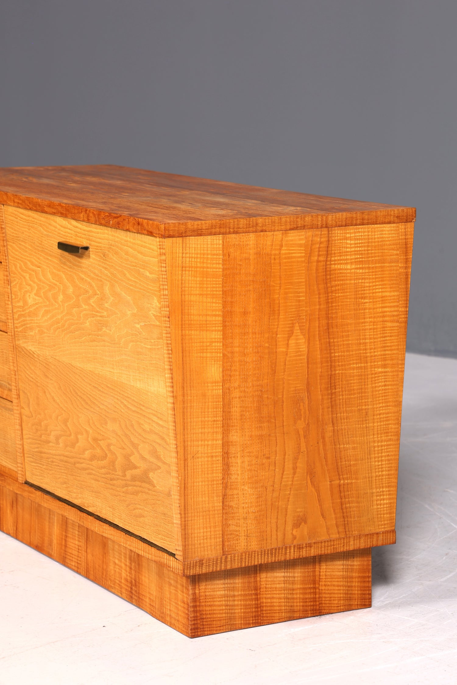 Traumhaftes Mid Century Sideboard Vintage TV Kommode 60s Klapp Schrank Flurkommode Klappschrank