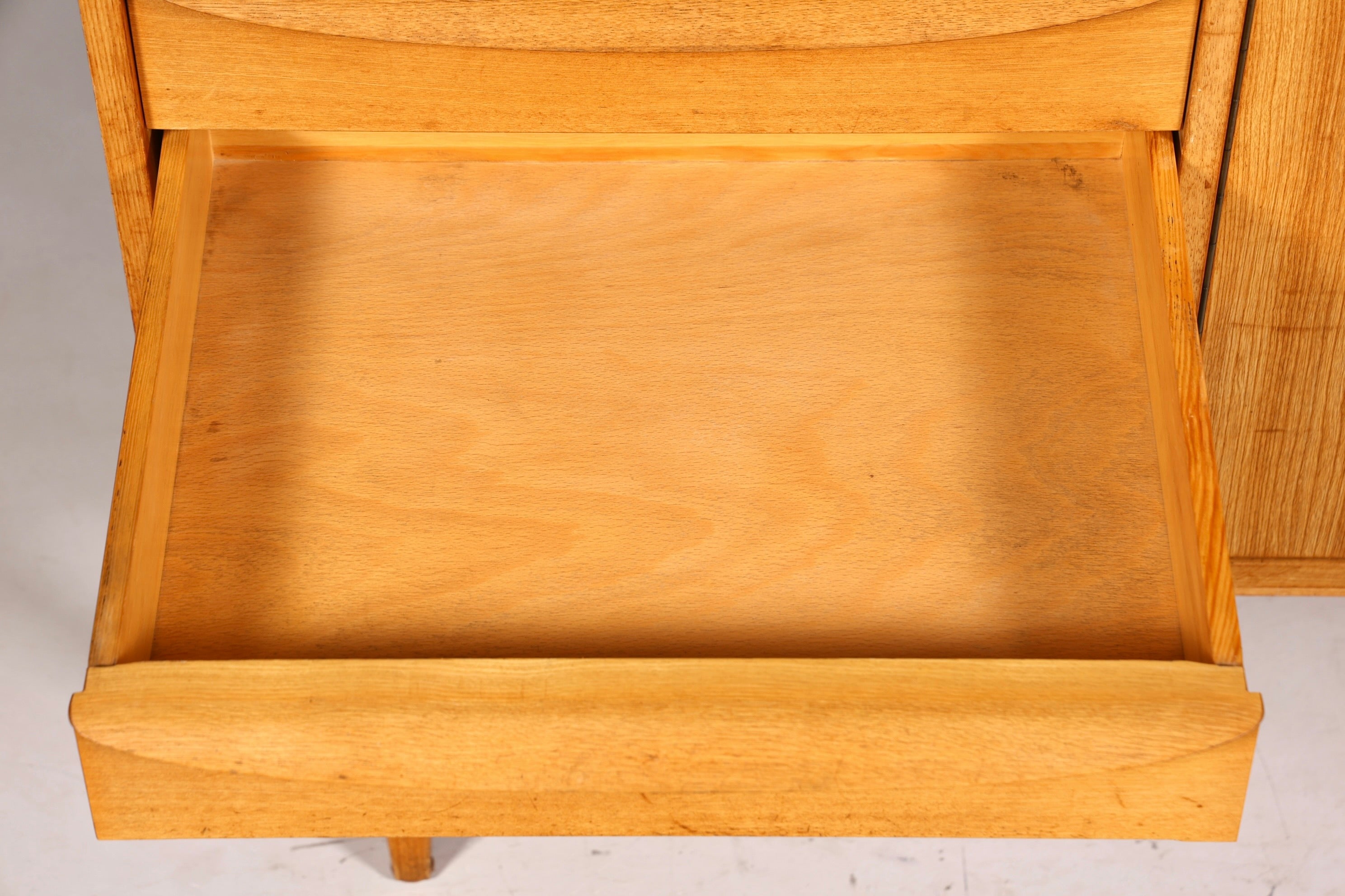 F891 Finish cm Traumhafter Mid Century Highboard Retro Vitrine 60er Jahre Schrank Kommode