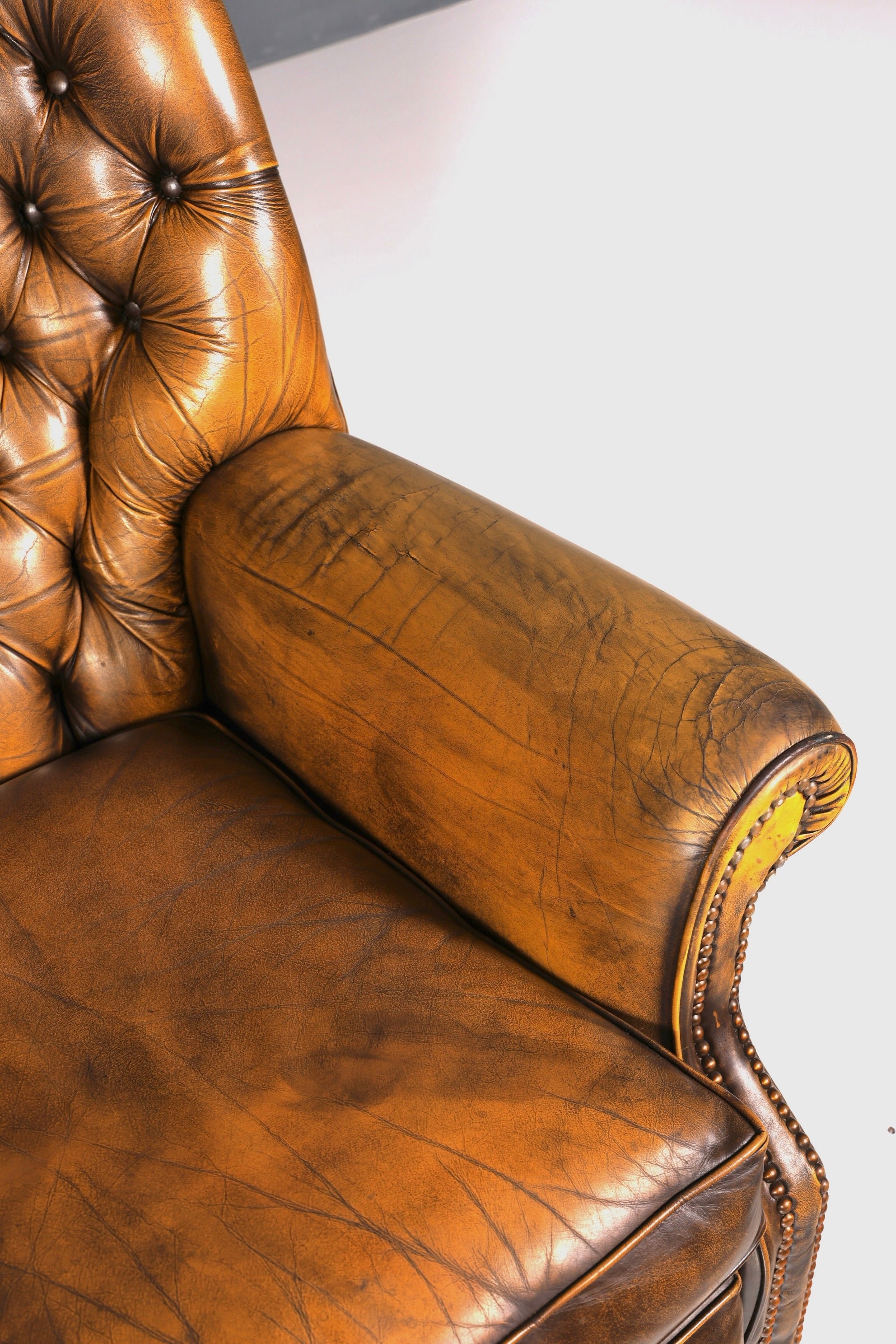 Stilvoller Original Chesterfield Sessel Englischer Armlehnsessel Englisch Herrensessel 1 von 2