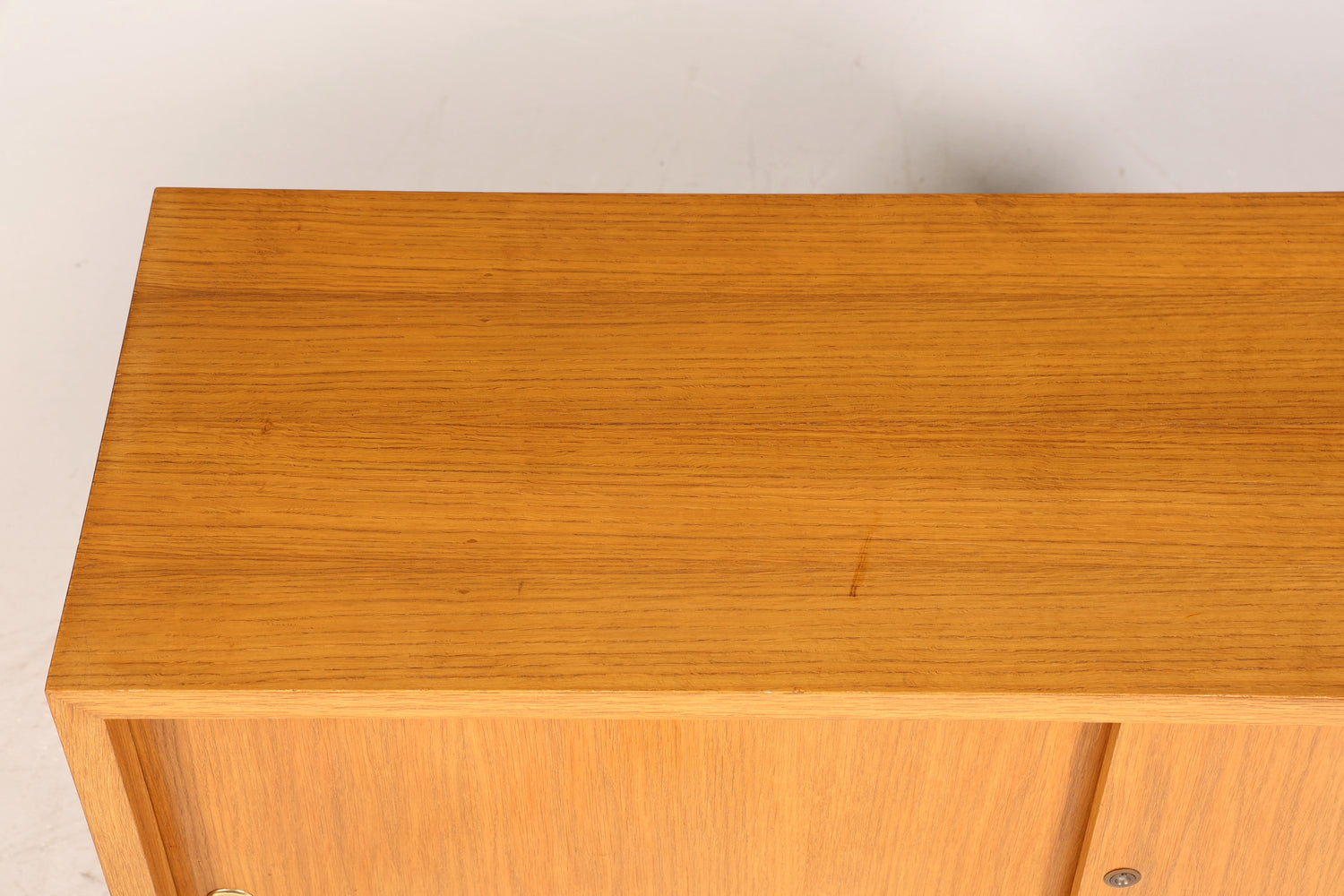 Wunderschöne Mid Century Kommode Vintage Schiebetür WB Schrank 60er Jahre 3 von 4