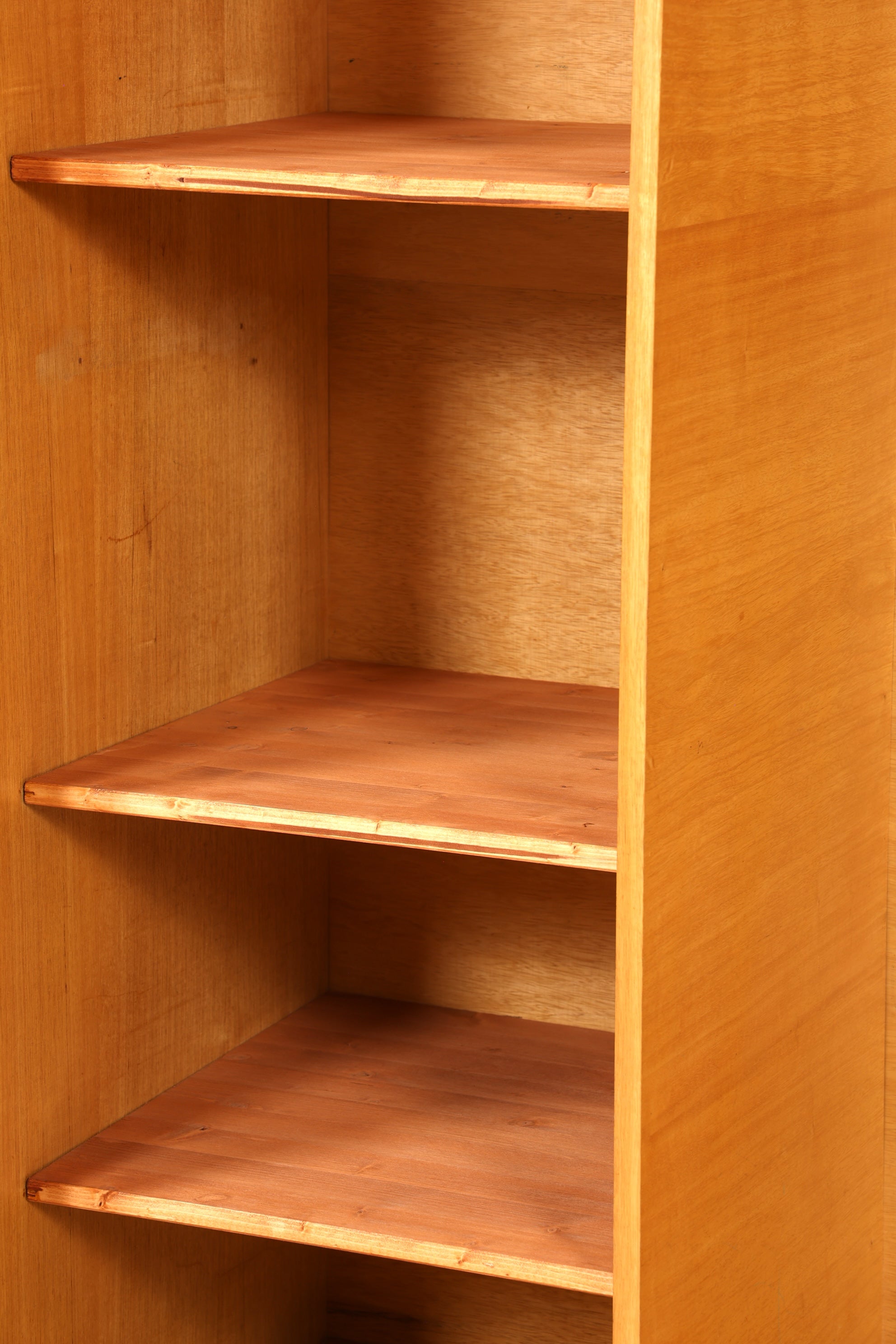 Traumhafter Mid Century Kleiderschrank Vintage Schrank Retro Wäscheschrank Dielenschrank