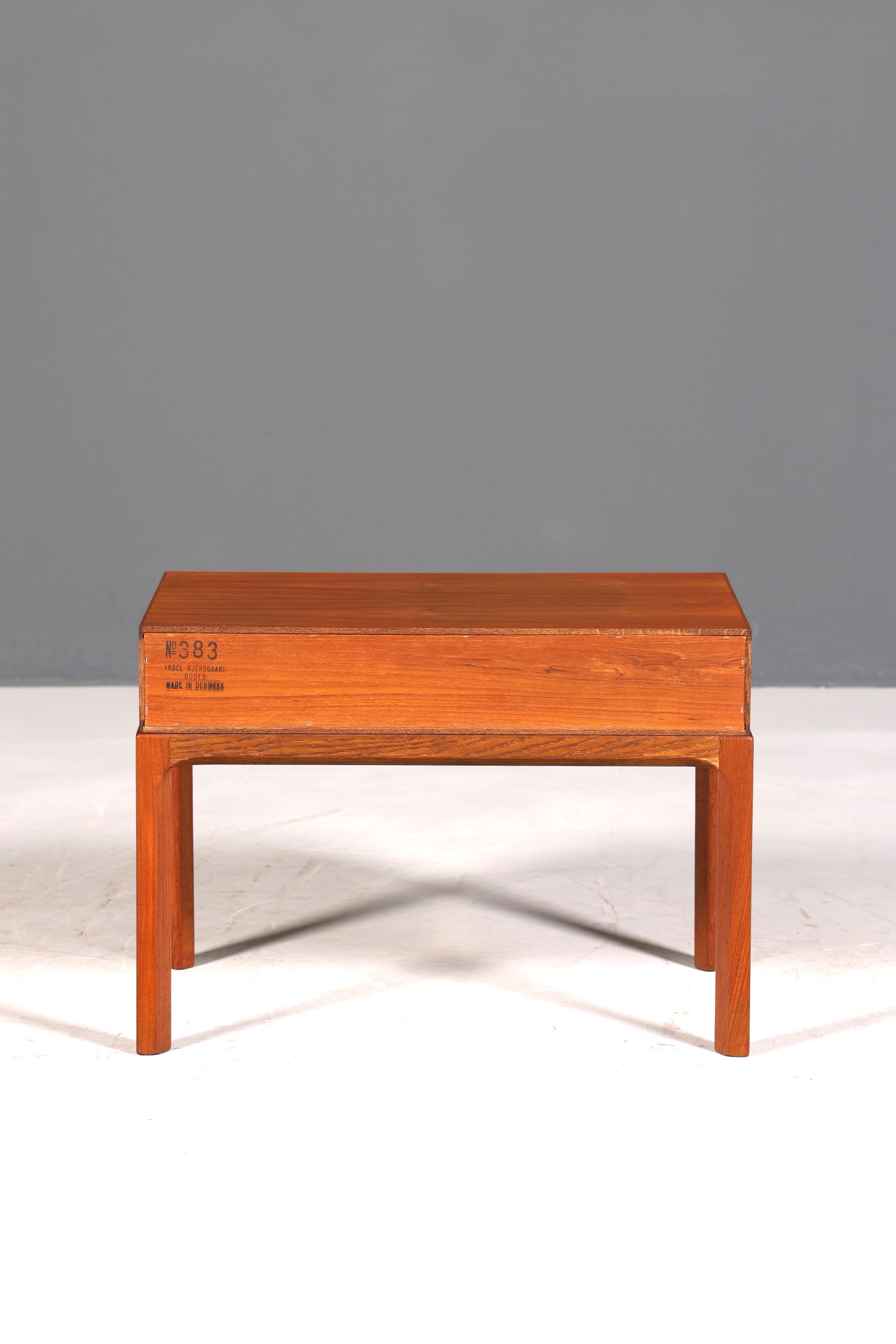 Wunderschöner Aksel Kjersgaard Beisteltlisch Mid Century Ablage Tisch Teak Holz Danish Design Nachttisch
