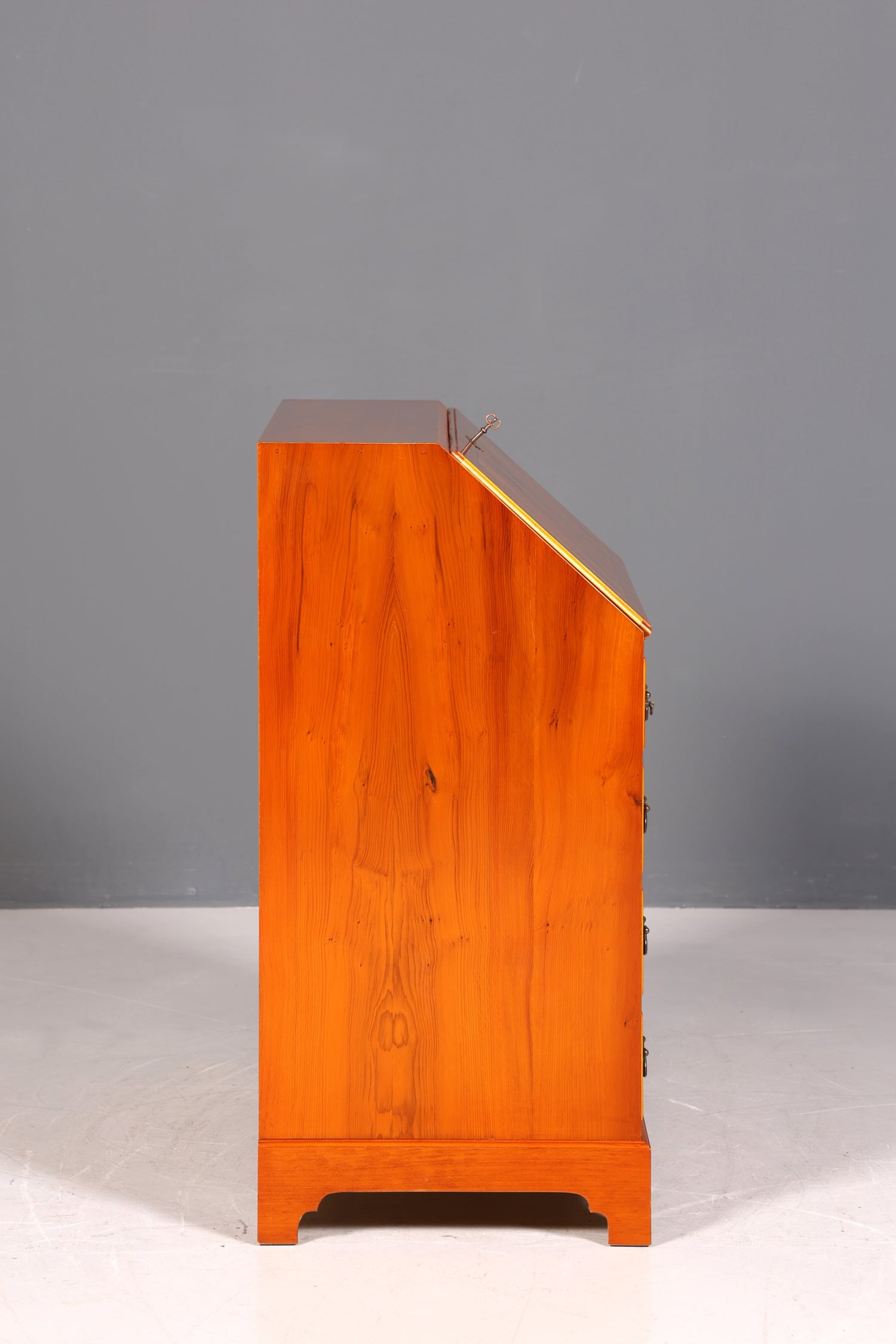 Wunderschöner Englischer Sekretär Eibe Schreibkommode Antik Stil Kommode UK Schreibtisch