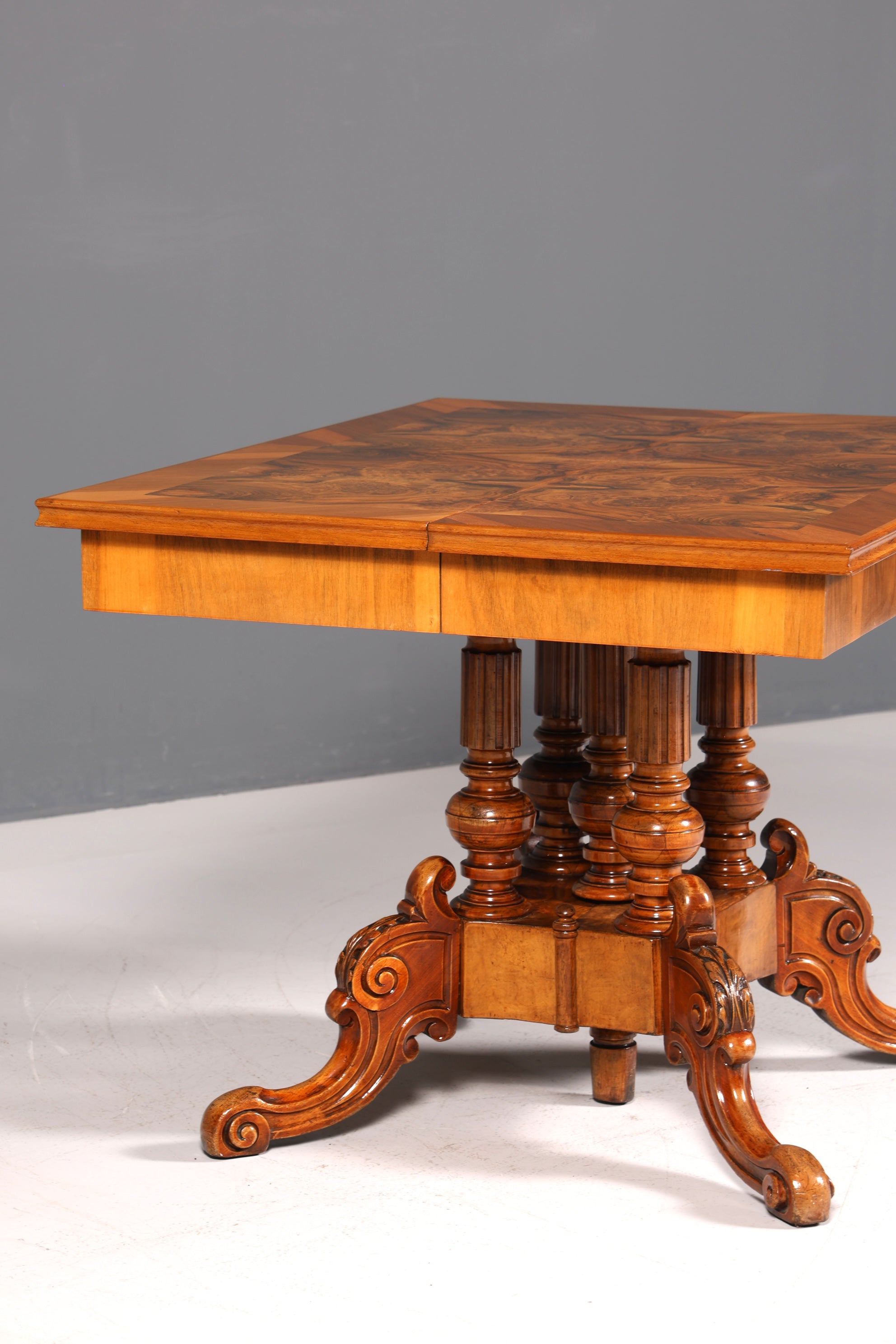 Traumhafter XXL Gründerzeit Tisch Kulissentisch ausziehbarer Louis Philippe Esstisch Wurzelholz Antik