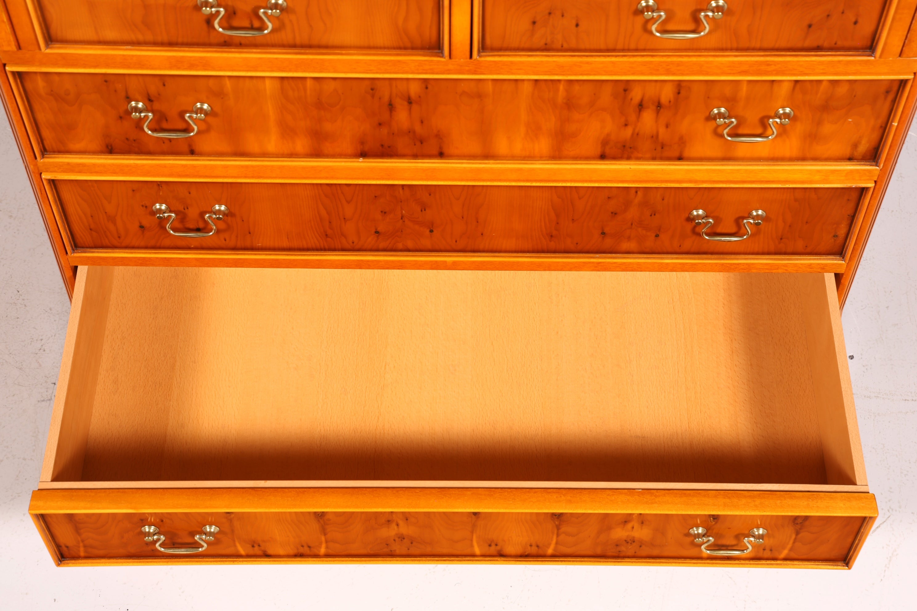 Wunderschöner Englischer Sekretär Eibe Schreibkommode Antik Stil Kommode UK Schreibtisch