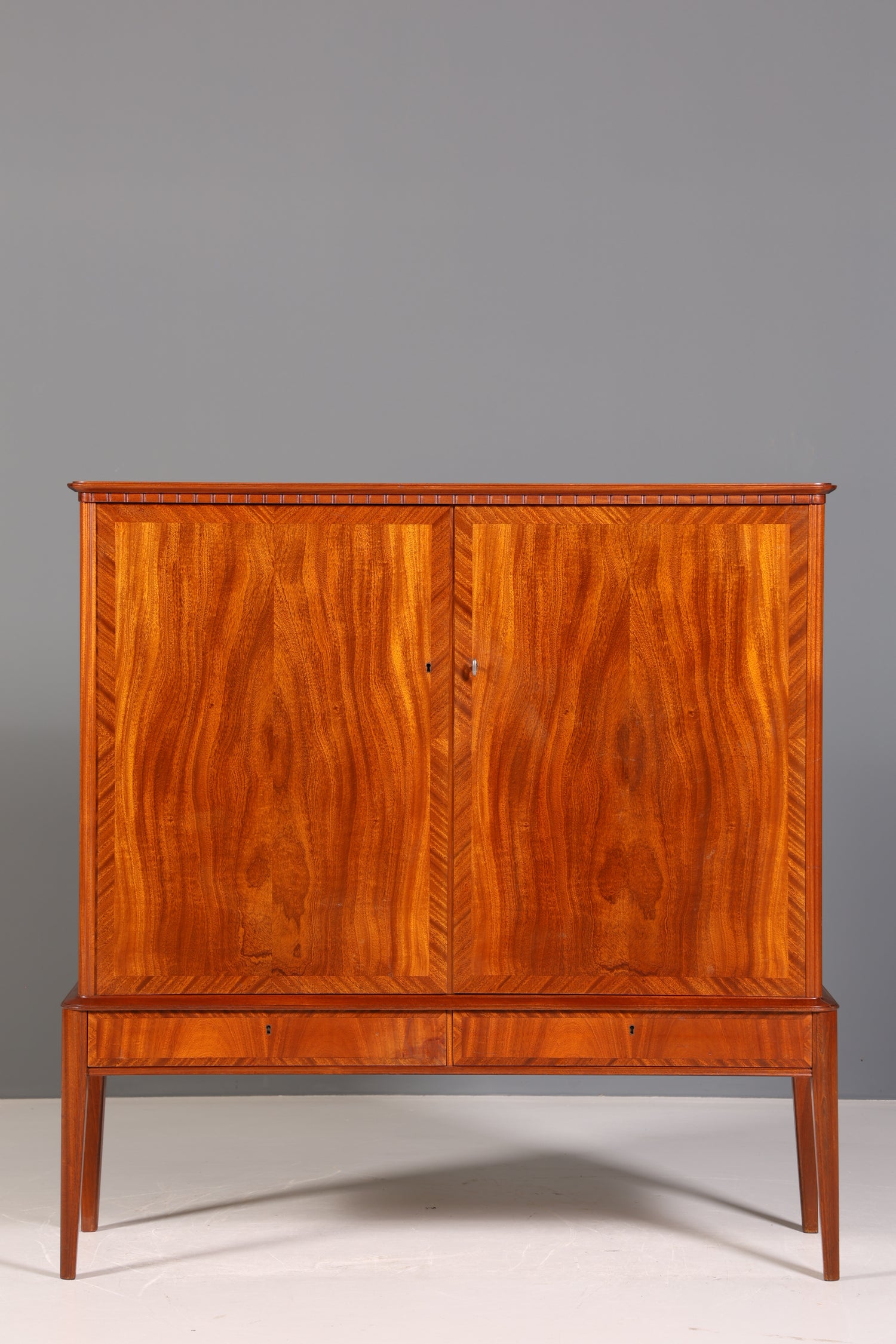 Wunderschönes Mid Century Highboard Vintage Vertiko Wäsche Schrank Büro Kommode 60s
