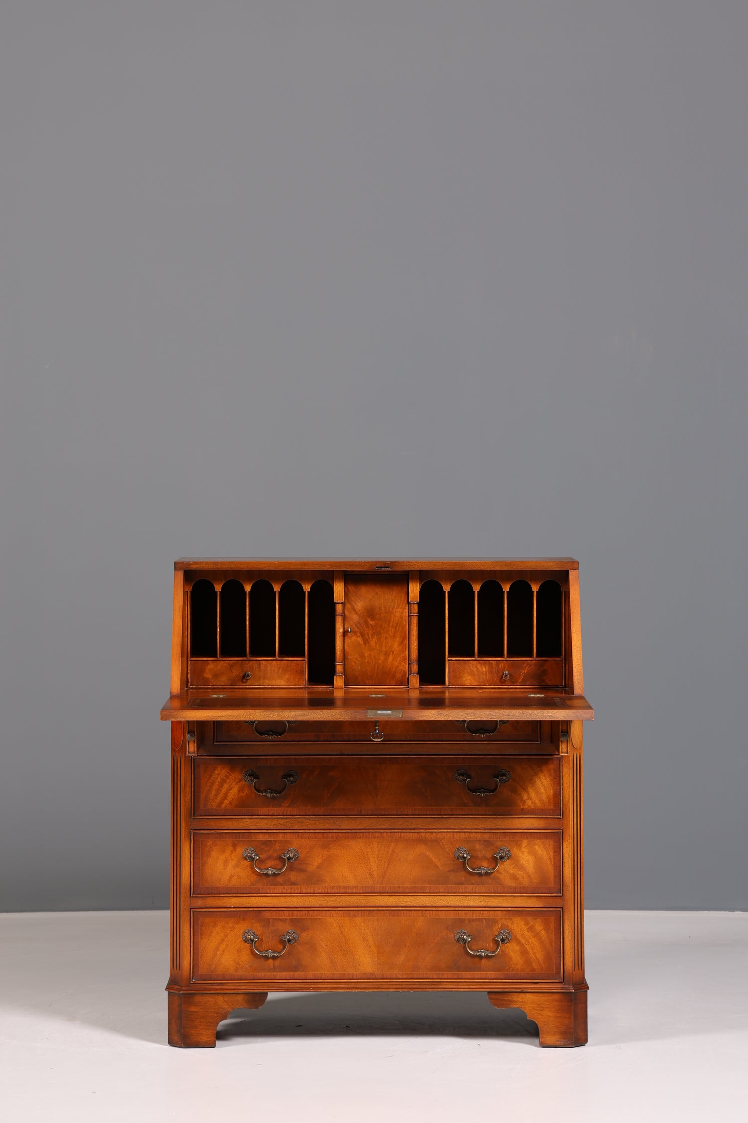 Wunderschöner Englischer Sekretär echt Leder Schreibkommode UK Schreibtisch Kommode