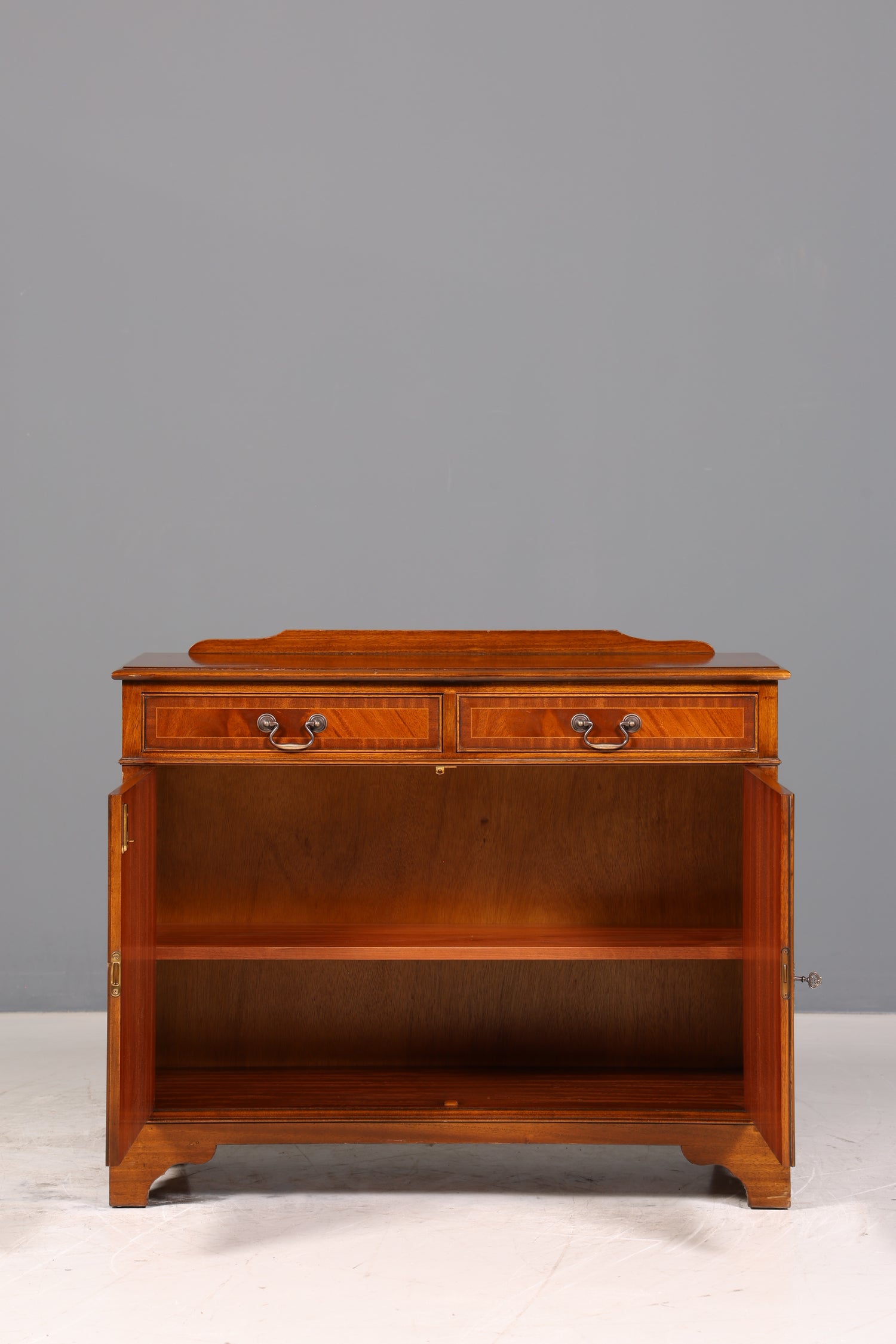 Wunderschöner Englischer Schrank Antik 60s Mahagoni Sideboard Kommode