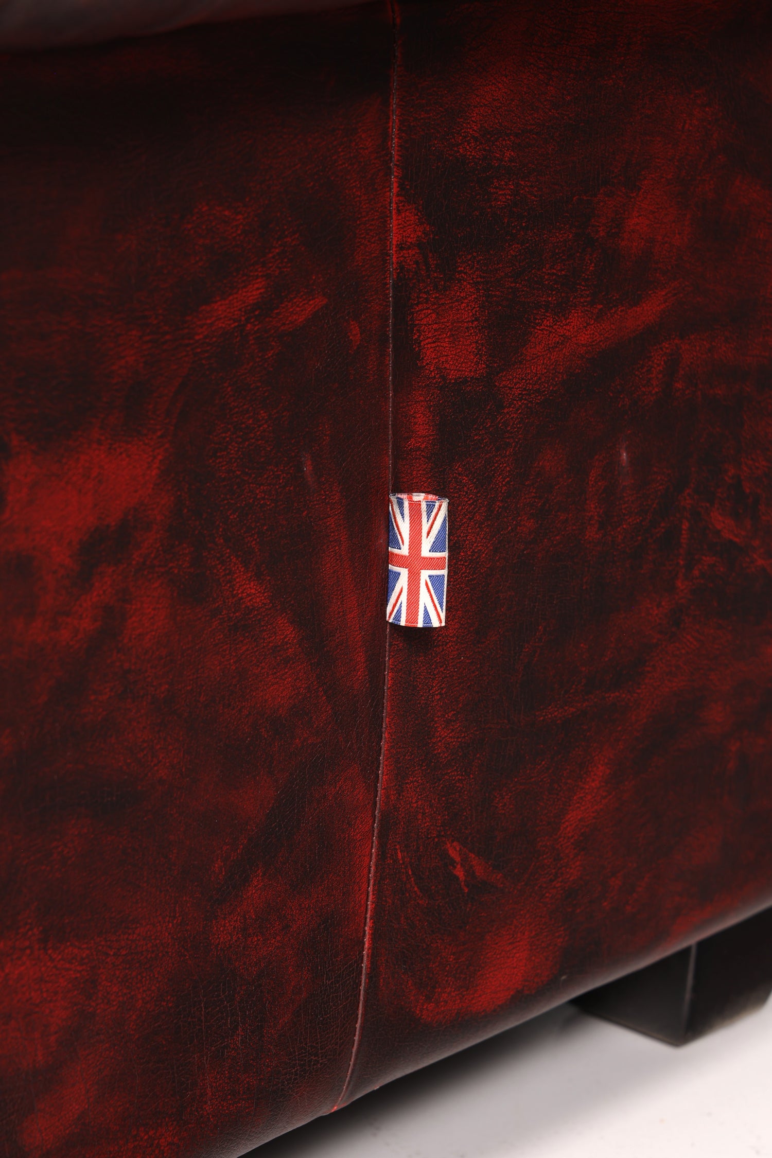 Wunderschönes Original Chesterfield 2er Sofa Englisch Oxblood Leder 2- Sitzer Couch 1 von 2