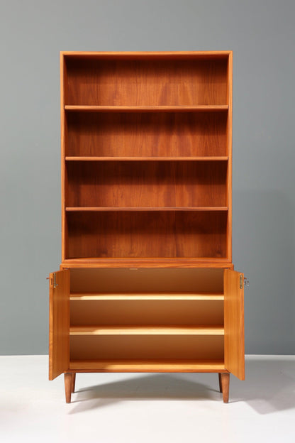 Stilvolles Mid Century Bücherregal Danish Design Teak Holz Schrank Retro Kommode &quot;Made in Denmark&quot; Regal