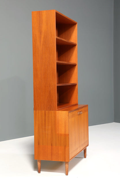 Stilvolles Mid Century Bücherregal Danish Design Teak Holz Schrank Retro Kommode &quot;Made in Denmark&quot; Regal
