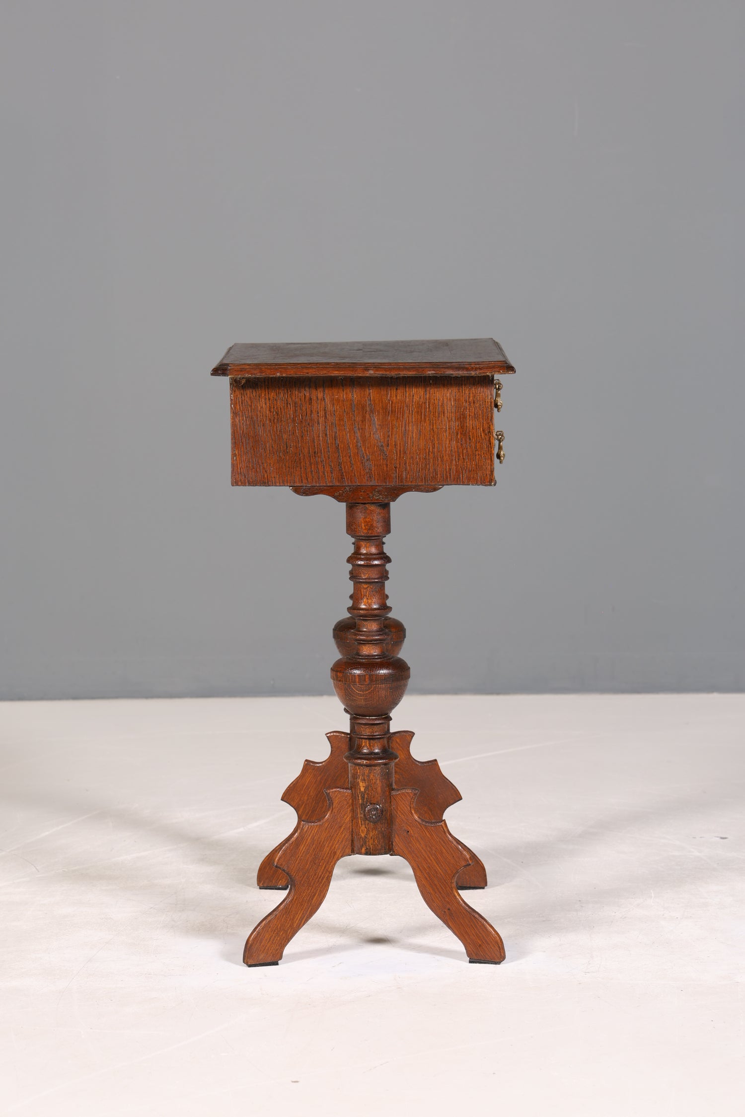 Stilvoller Gründerzeit Beistelltisch Louis Philippe Nähtisch Antik Ablagetisch um 1880