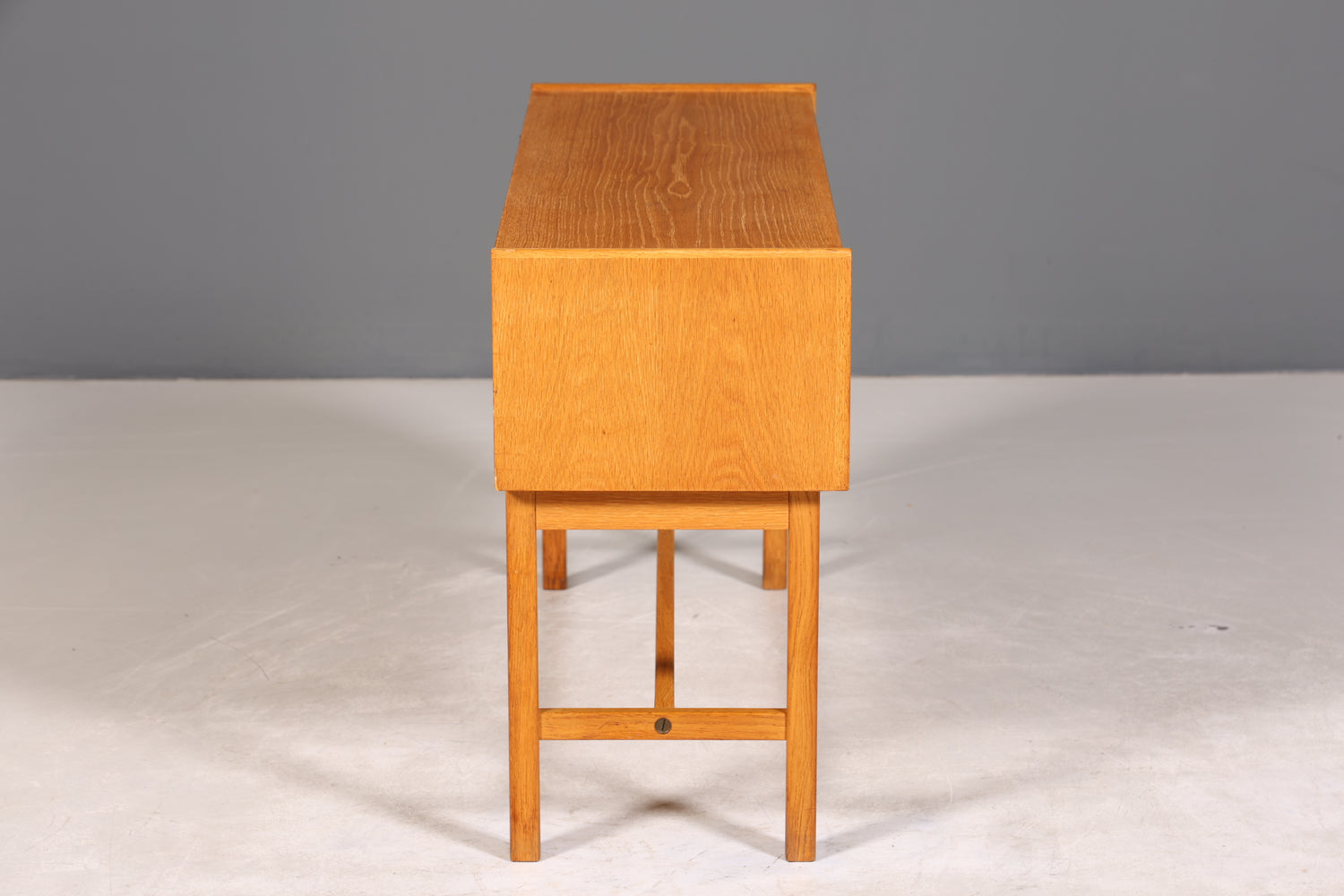 Wunderschöne Mid Century Kommode Danish Design Flurkommode TV Schrank 60s Schiebetür Kommode