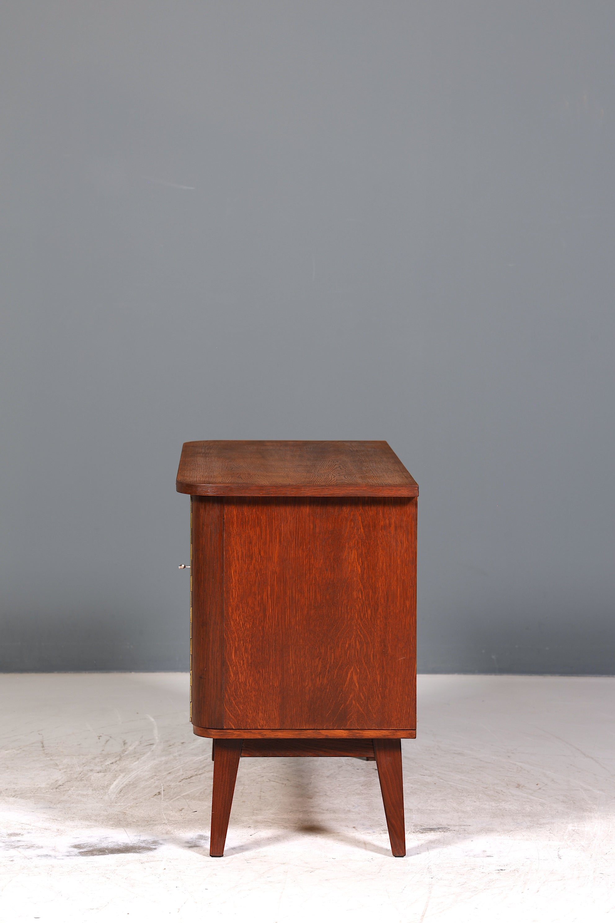 Schlichter Mid Century Schrank Vintage Retro Kommode TV Schrank Flurkommode