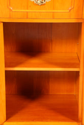 Traumhaftes Englisches Sideboard Eibe Schrank Antik Stil Buffetschrank Kommode