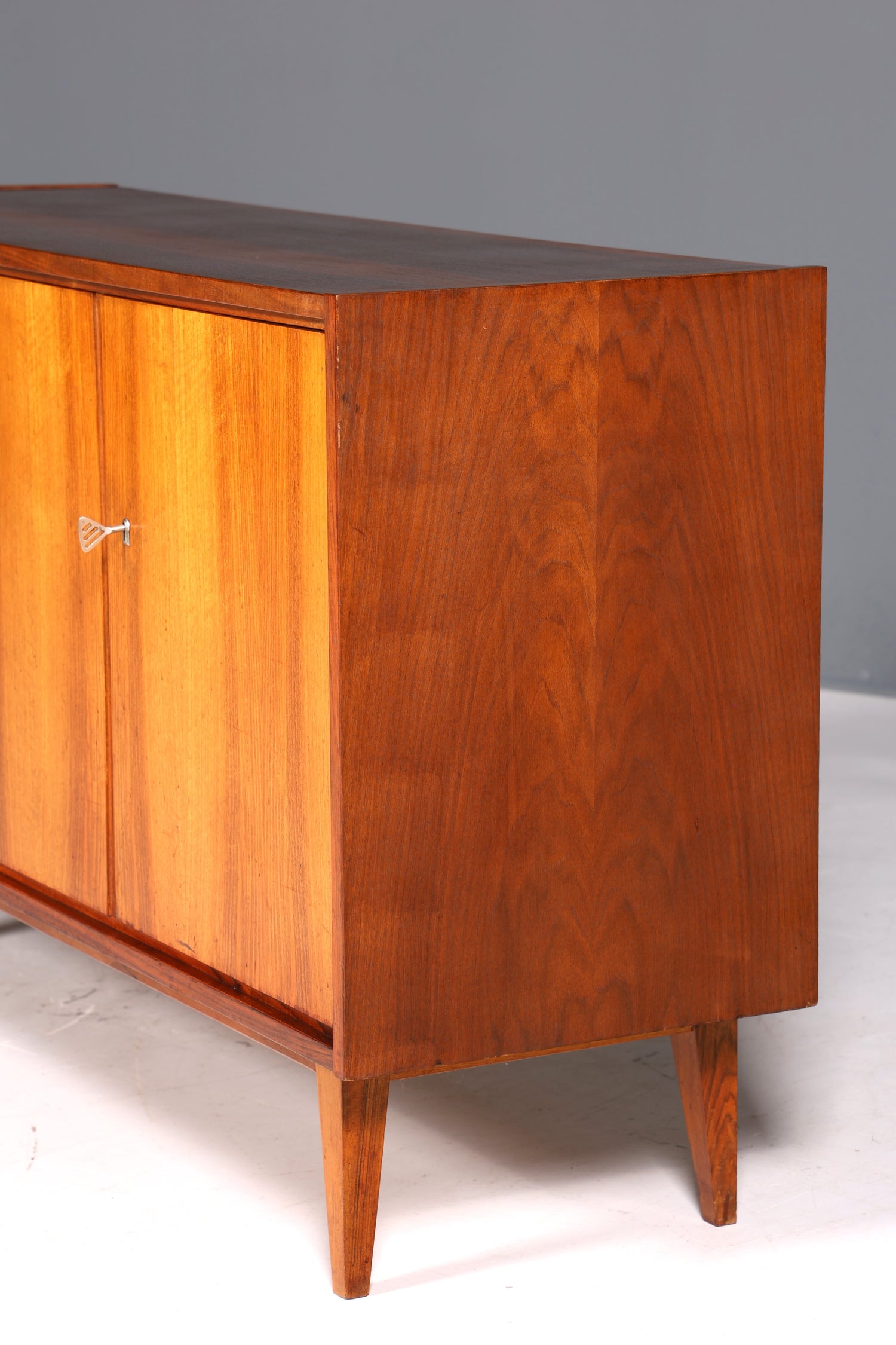 Wunderschönes Mid Century Sideboard Vintage Kommode TV Schrank Flurkommode 60s