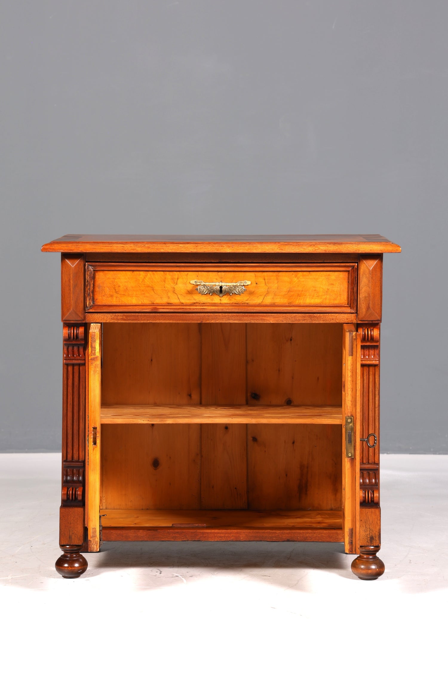 Traumhafter Gründerzeit Schrank Jugendstil Sideboard Antik Kommode Anrichte