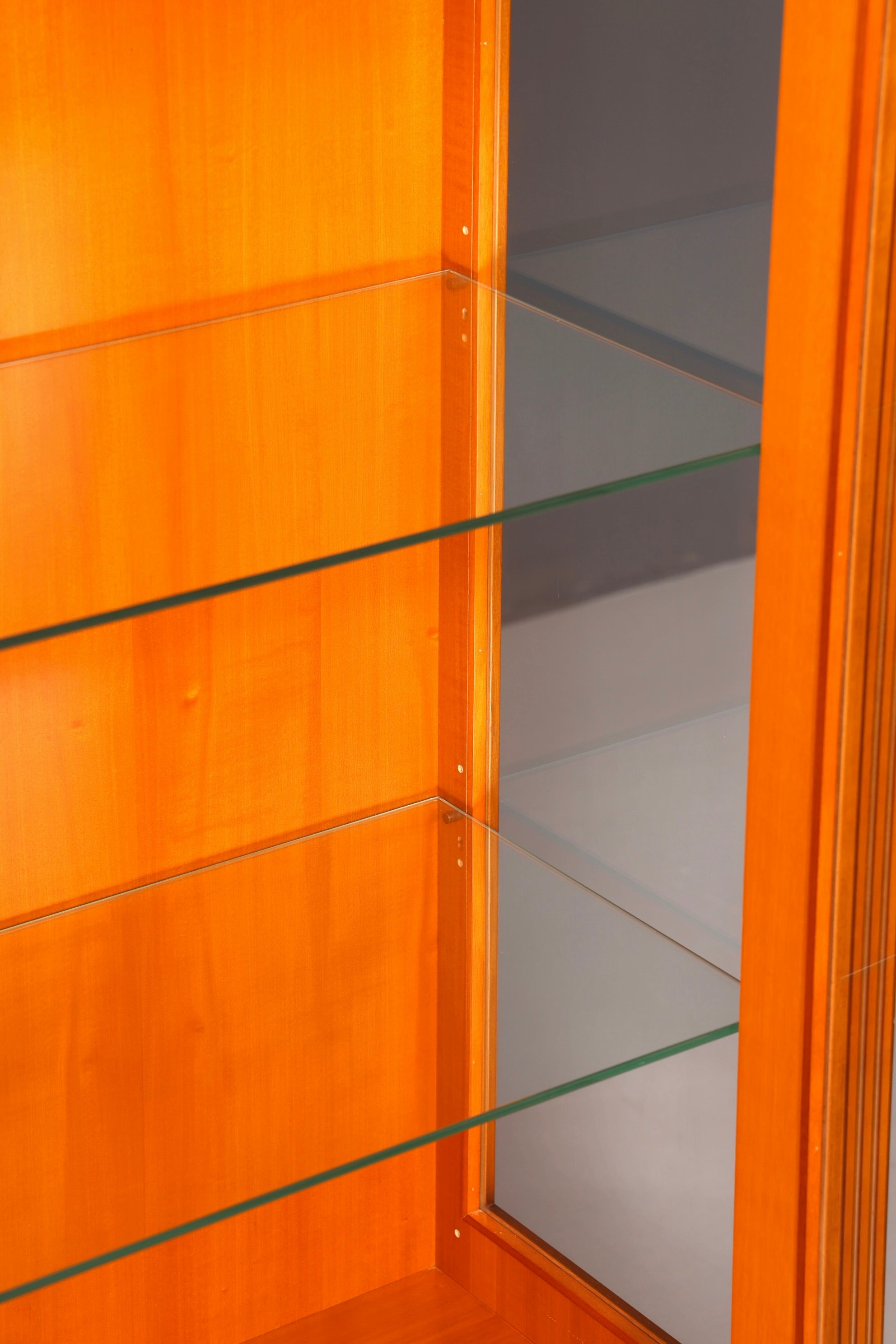 Wunderschöne Englische Vitrine Eibe Bücherschrank Buffet Antik Stil Glasvitrine