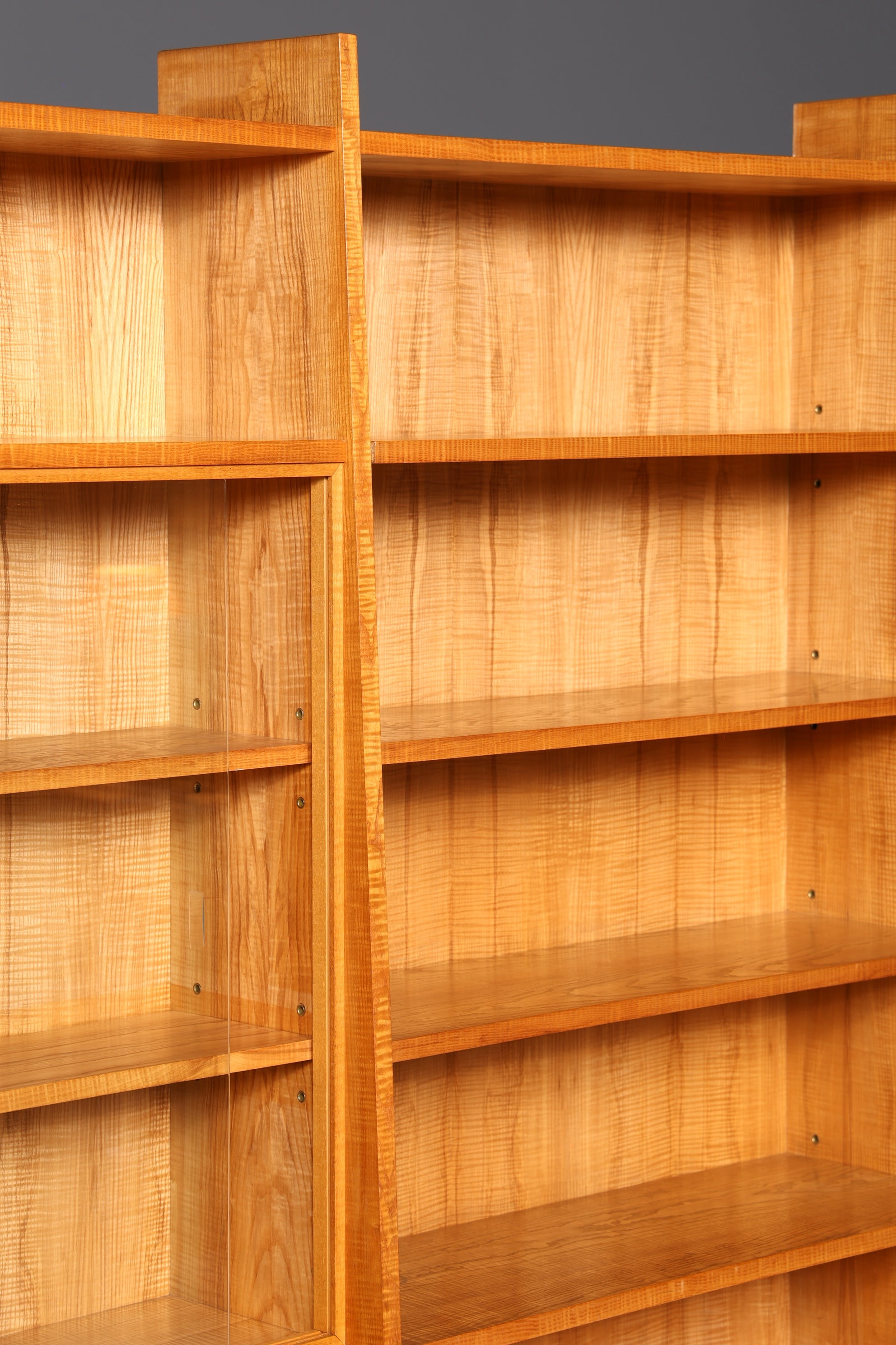 Wunderschöner XXL Mid Century Schrank Bücherregal Vintage Regal Bibliothek Holz Bookshelf