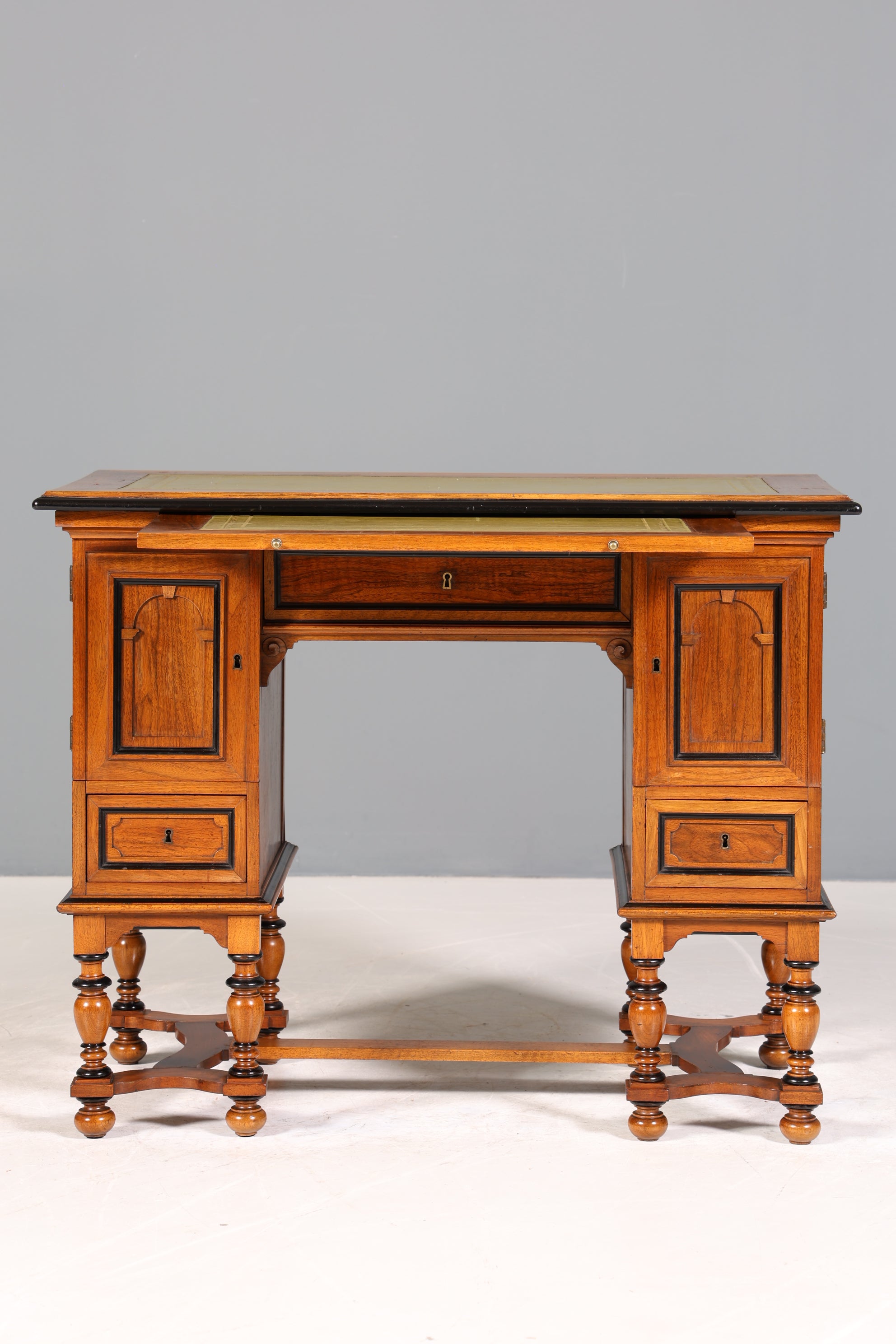 Traumhafter Gründerzeit Schreibtisch Jugendstil Eiche Bürotisch echt Leder Antik Office Desk