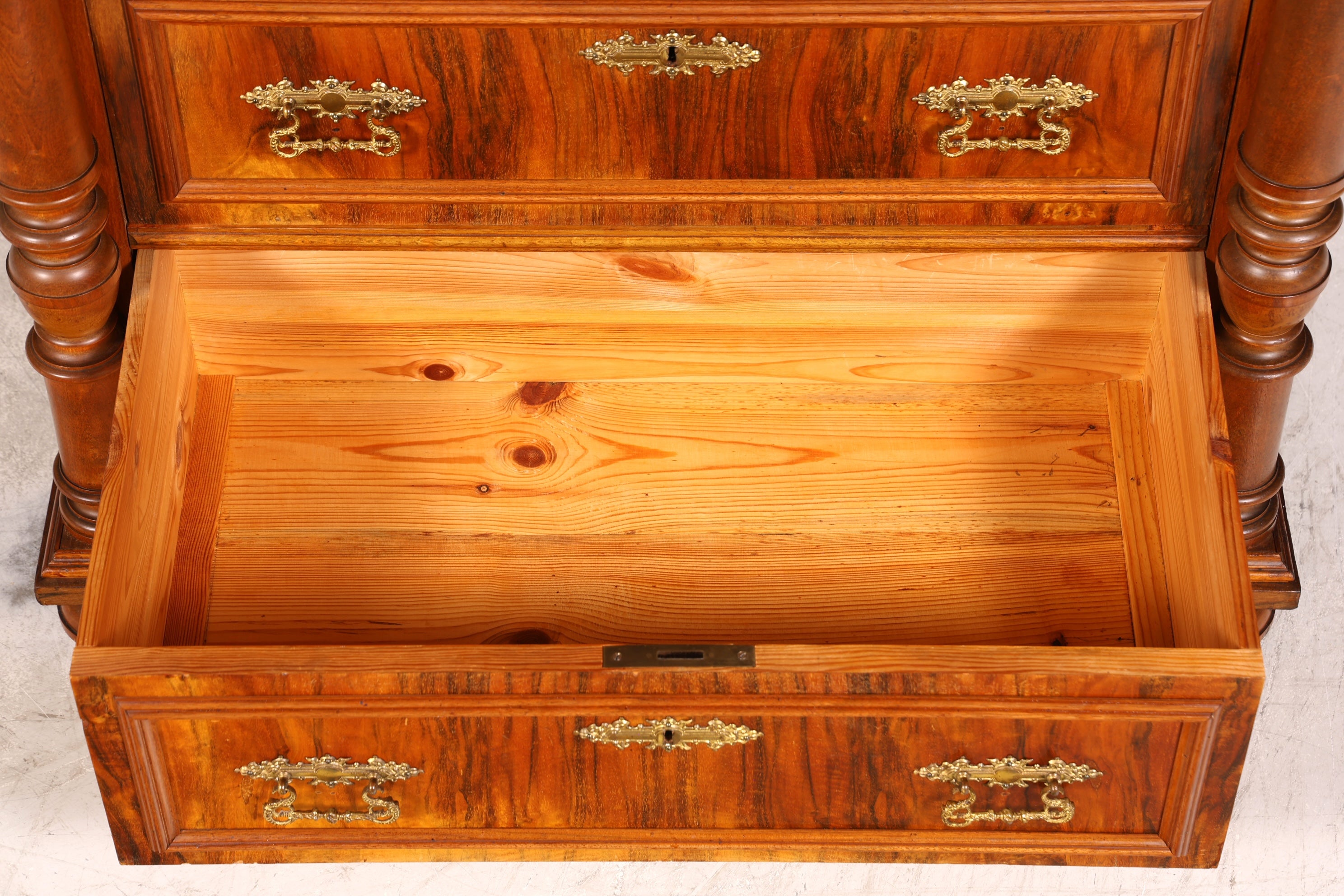 Wunderschönes Gründerzeit Vertiko Louis Philippe Kommode um 1880 Schubladenkommode Chiffoniere