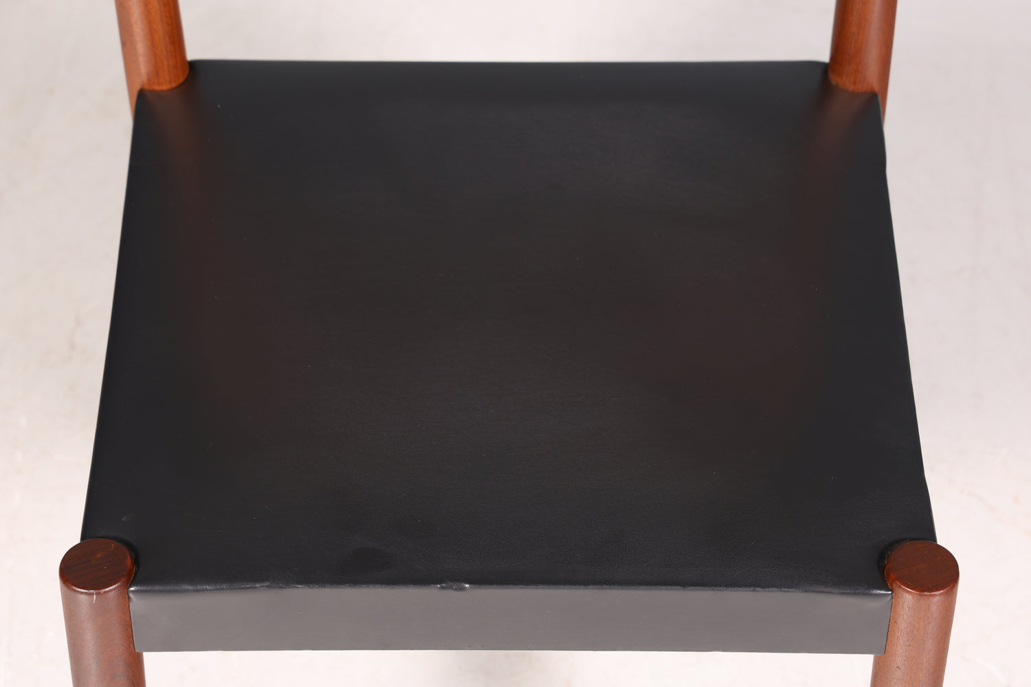 Schlichter Mid Century Stuhl Palisander Retro Sekretär Stuhl echt Leder Danish Design Küchenstuhl 2 von 2