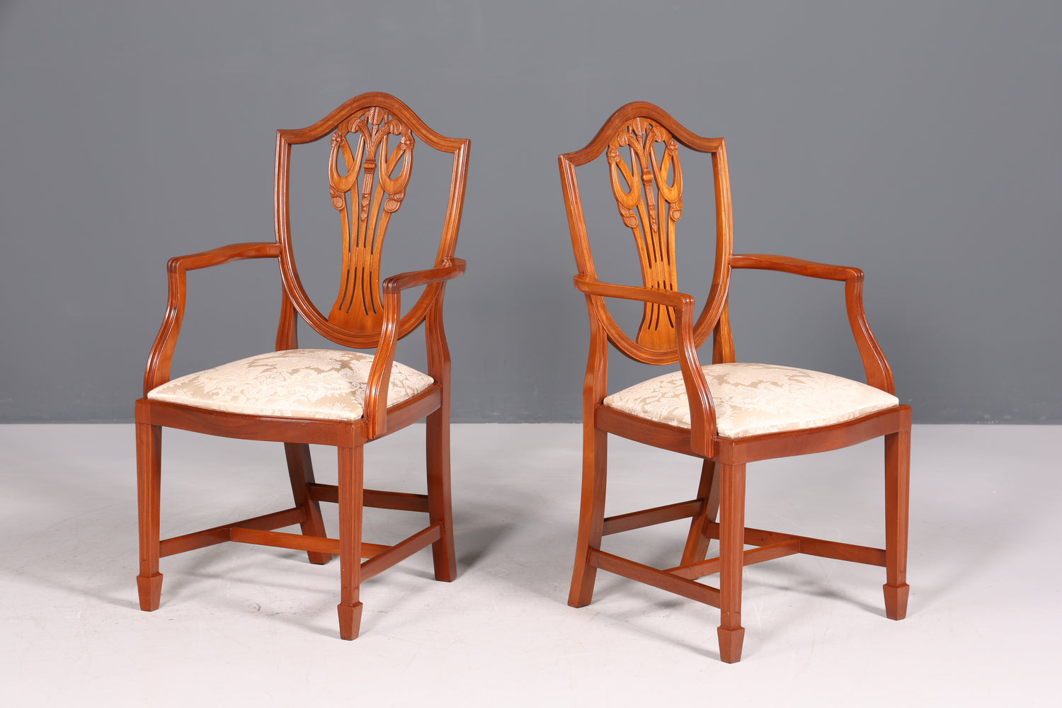 Wunderschöner Englischer Stuhl Armlehnstuhl Eibe Antik Sekretär Stuhl UK Polsterstuhl 2 von 2