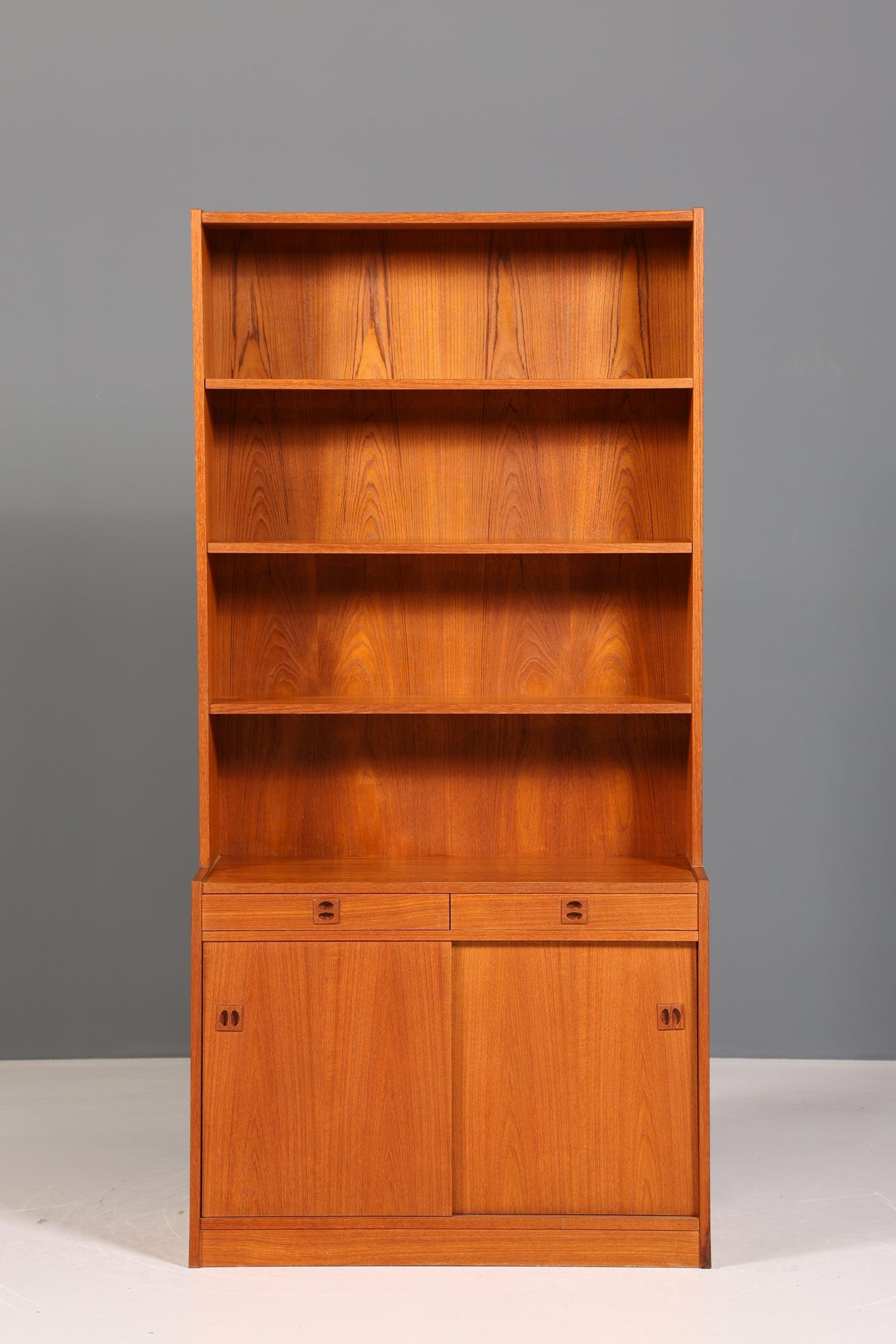 Wunderschönes Mid Century Regal Schiebetür Bücherregal Teak Holz Kommode 60er Jahre