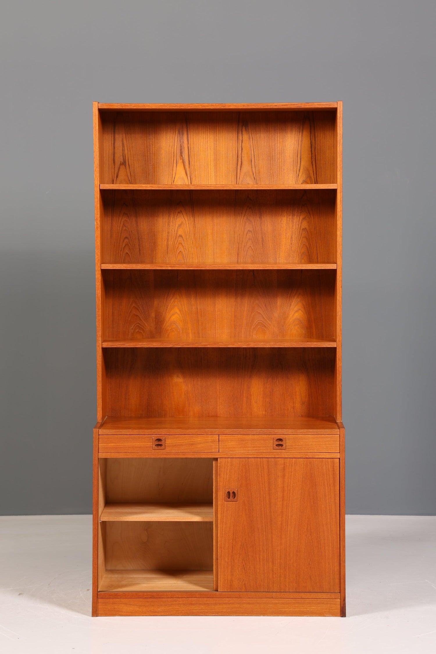 Wunderschönes Mid Century Regal Schiebetür Bücherregal Teak Holz Kommode 60er Jahre