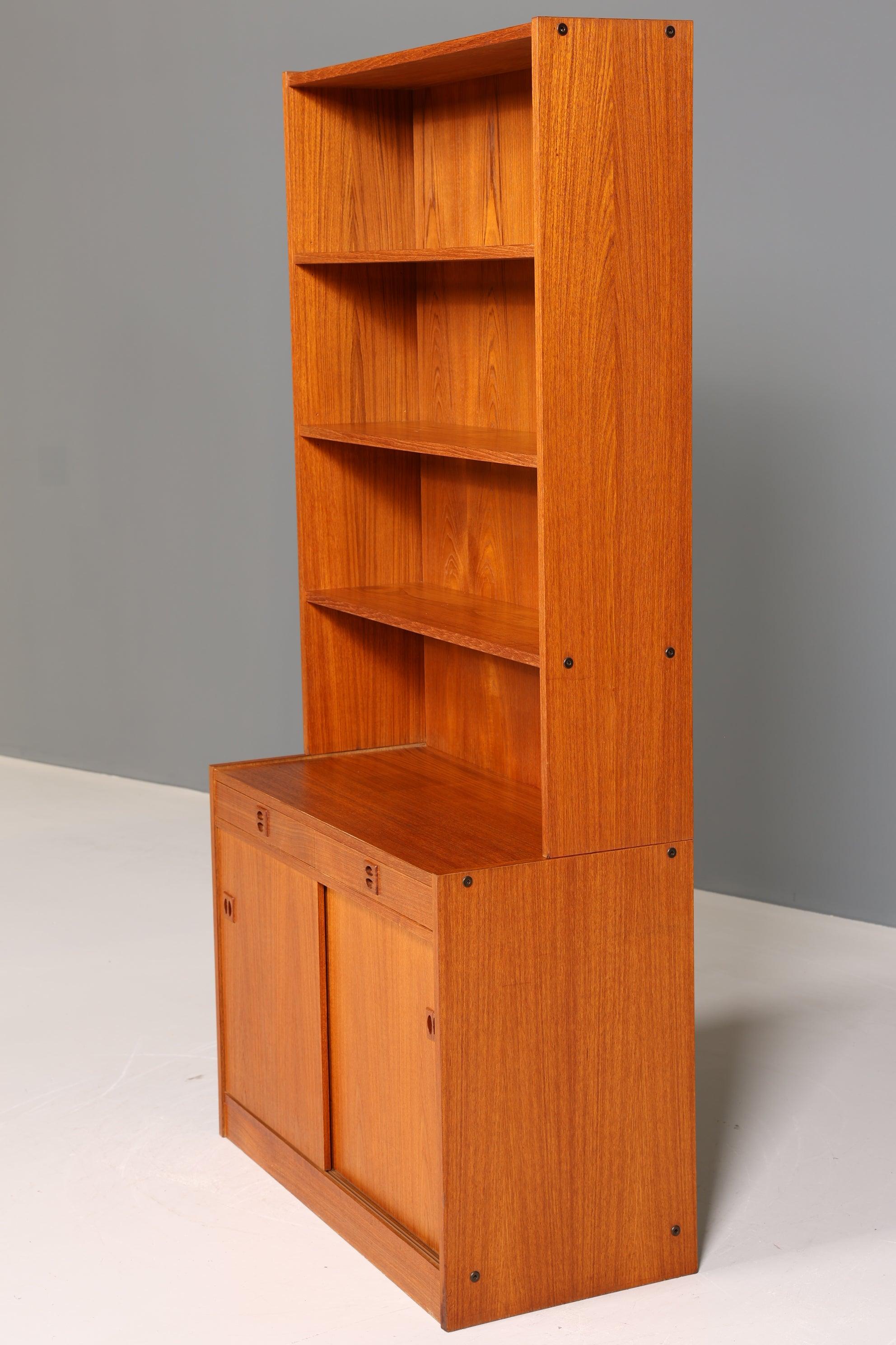 Wunderschönes Mid Century Regal Schiebetür Bücherregal Teak Holz Kommode 60er Jahre